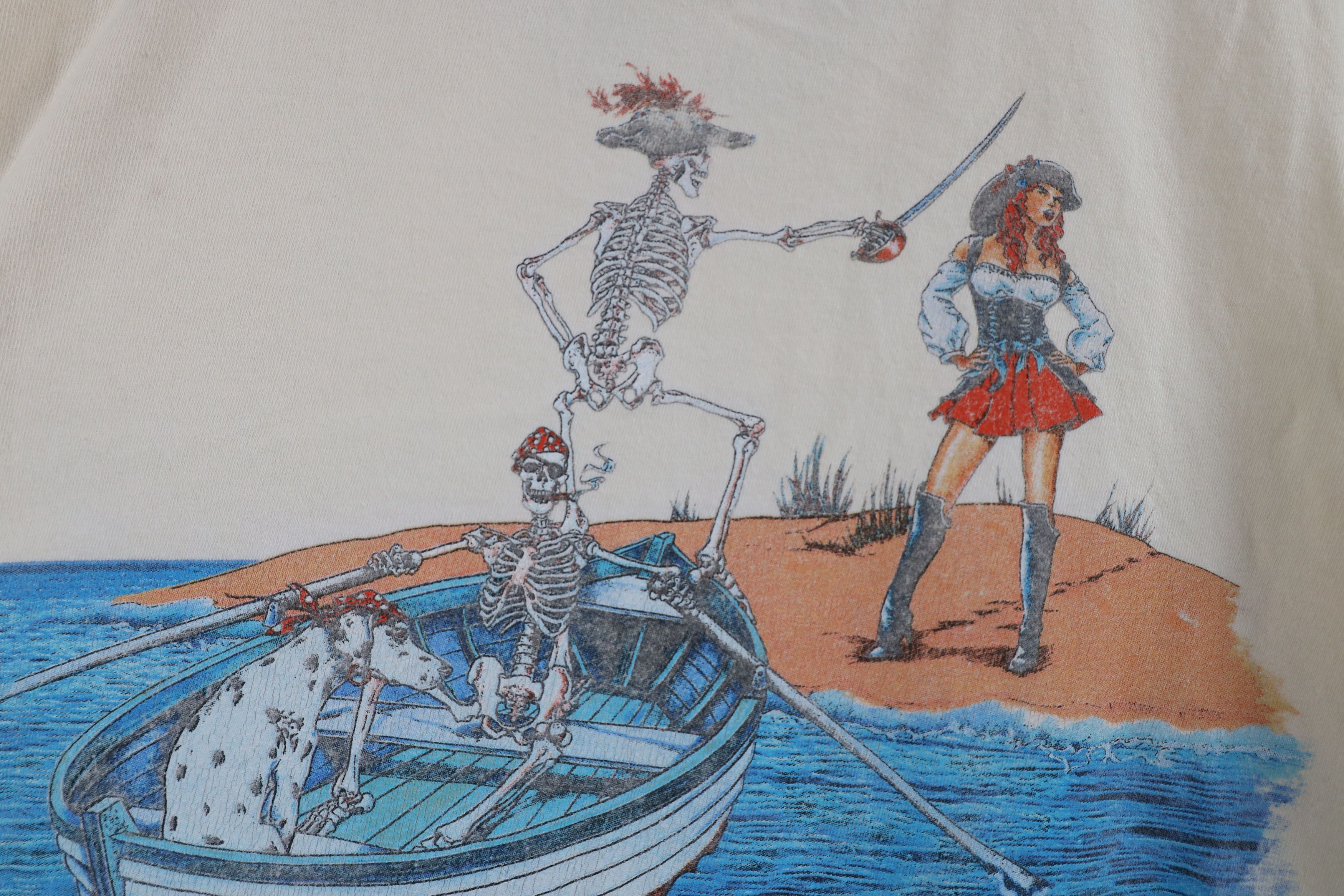 Vintage Vintage Y2K Streetwear Pinup Girl Pirate Skeleton T-Shirt Size US L / EU 52-54 / 3 - 10 Thumbnail
