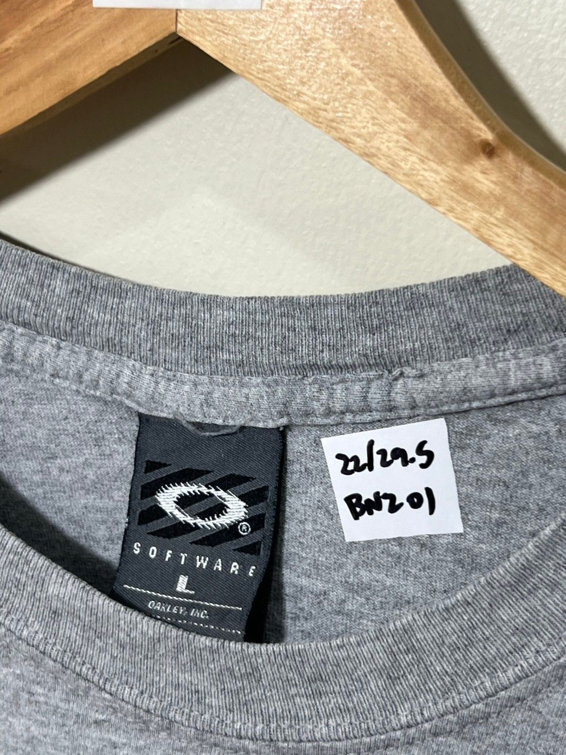 Oakley × Vintage Vintage Oakley shirt Center Logo bnz01 Size US L / EU 52-54 / 3 - 5 Thumbnail