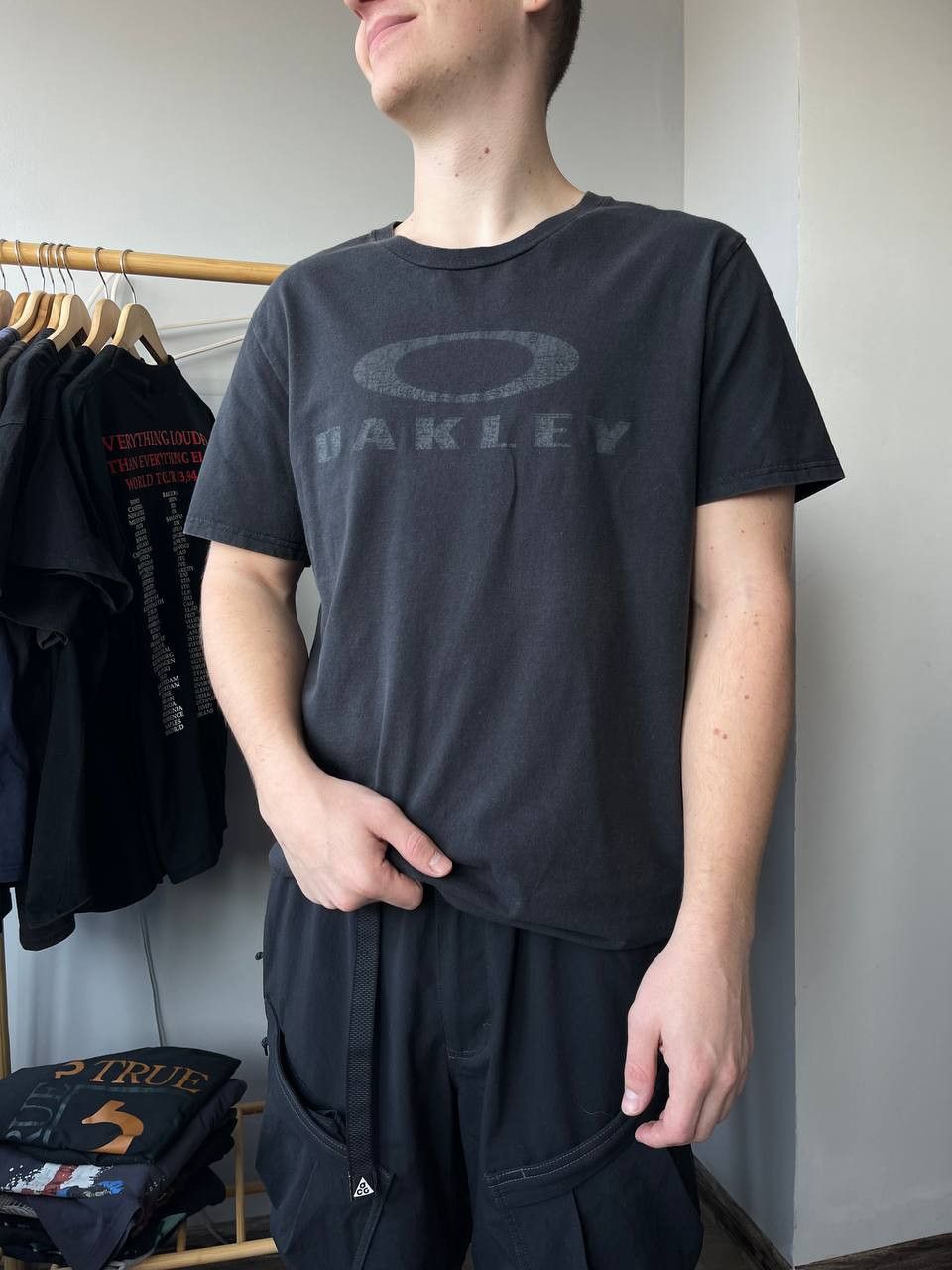 Oakley × Streetwear × Vintage vintage big logo oakley rare 90s tee Size US L / EU 52-54 / 3 - 1 Thumbnail