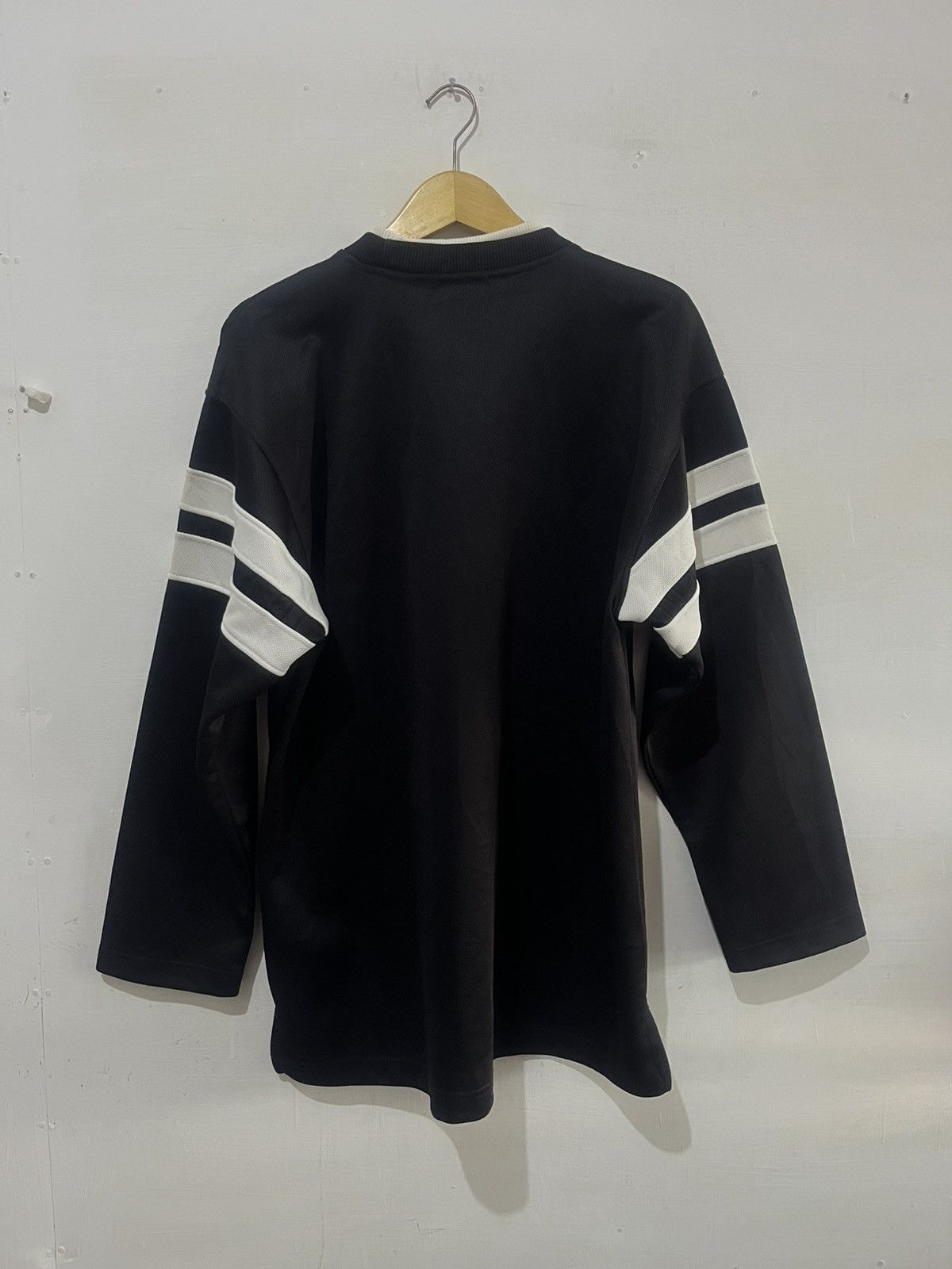 Japanese Brand Vintage 90s Wike & Lon International Graphic Sweatshirt Size US XL / EU 56 / 4 - 6 Thumbnail