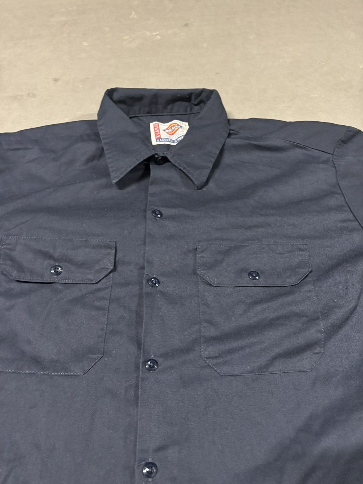 Dickies × Vintage Vintage Dickies Buttons Up Workwear Shirt Navy 90s Size US XL / EU 56 / 4 - 2 Thumbnail