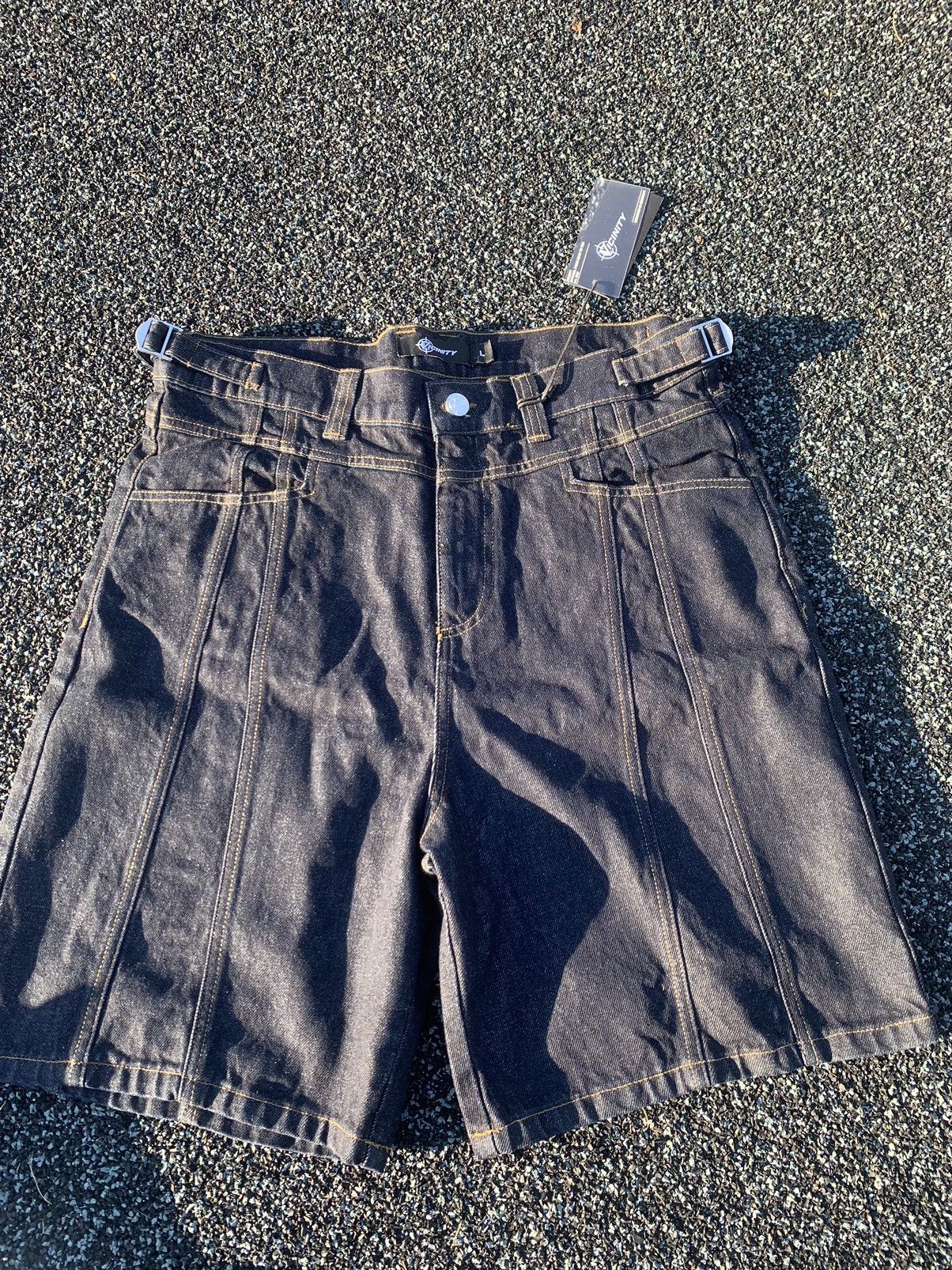 Other Vicinity jean shorts Size US 34 / EU 50 - 1 Thumbnail