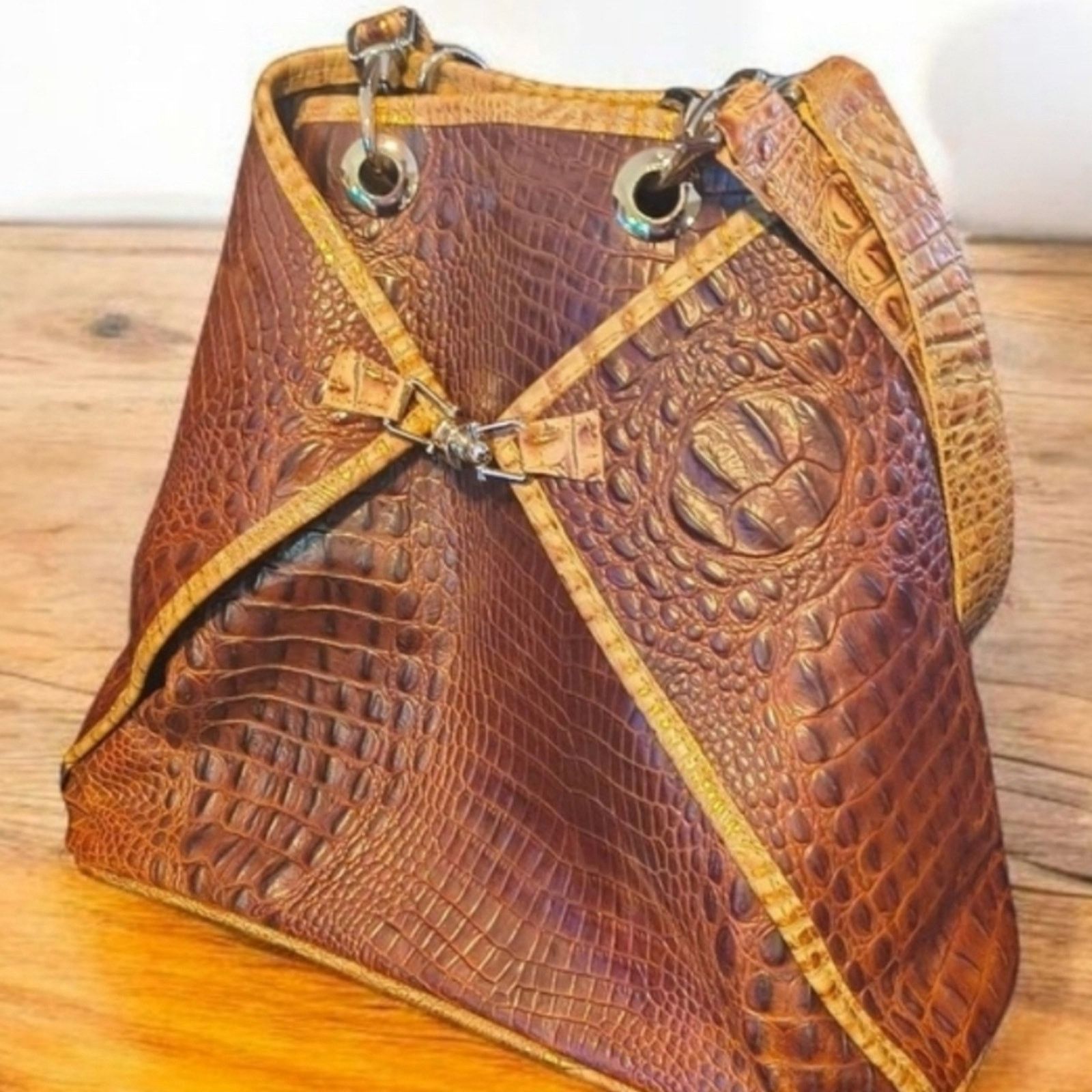 9FIVE BSwanky Authentic Alligator Convertible Shoulder Backpack Size ONE SIZE - 5 Thumbnail