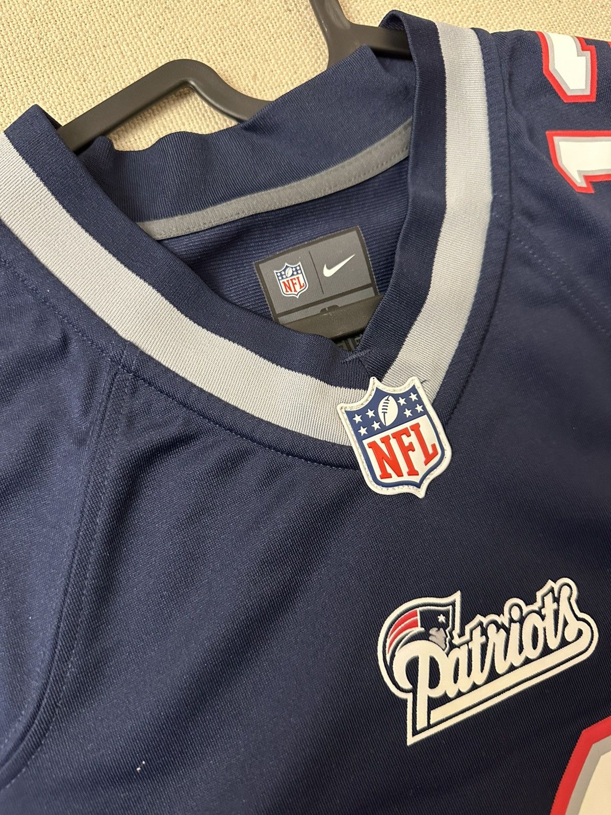 NFL × Nike Nike Tom Brady 12 New England Patriots on field NFL Jersey Size US S / EU 44-46 / 1 - 2 Thumbnail