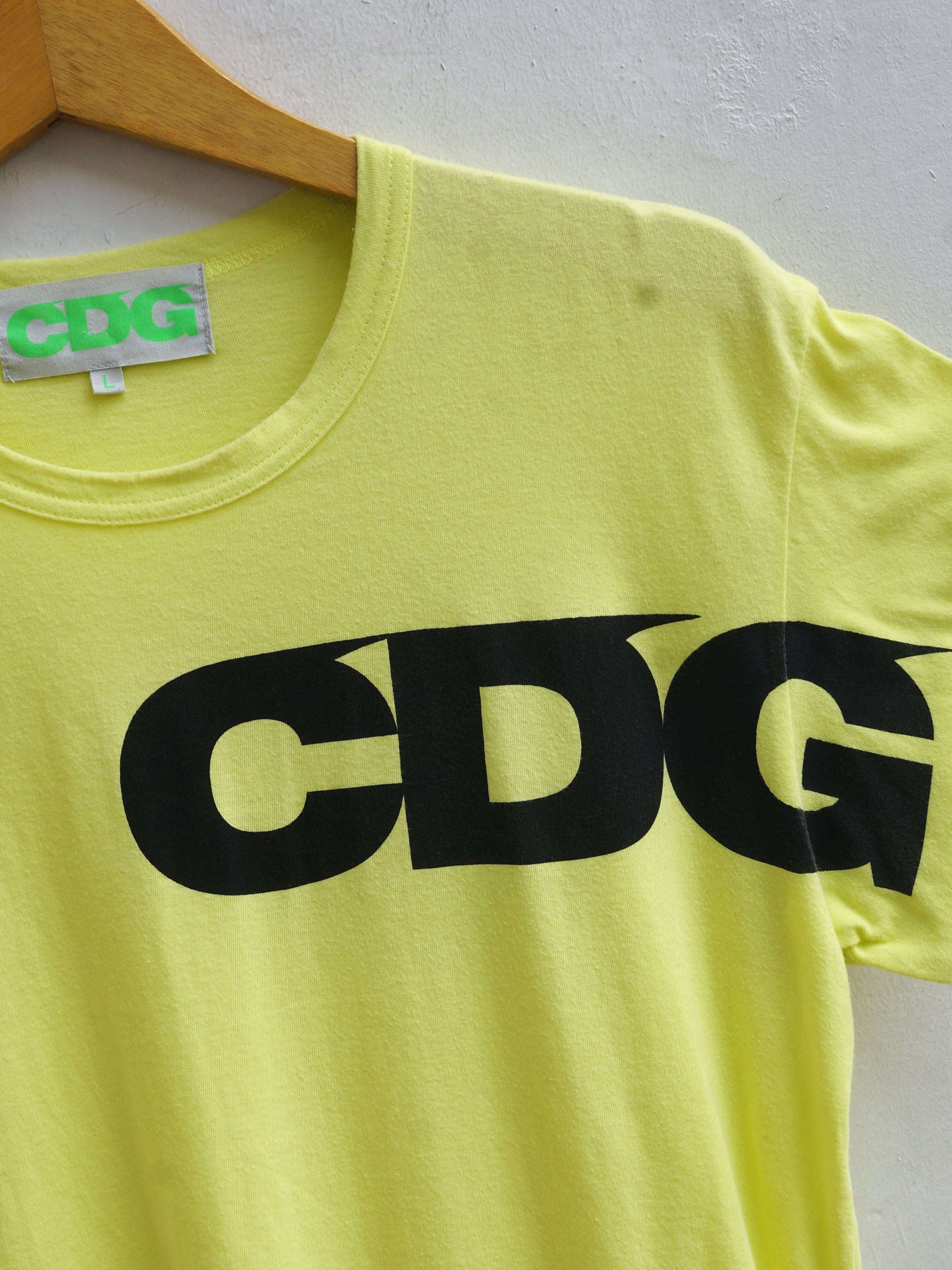 Comme des Garcons CDG by Comme des Garcons AD2018 Tshirt Size US S / EU 44-46 / 1 - 3 Thumbnail