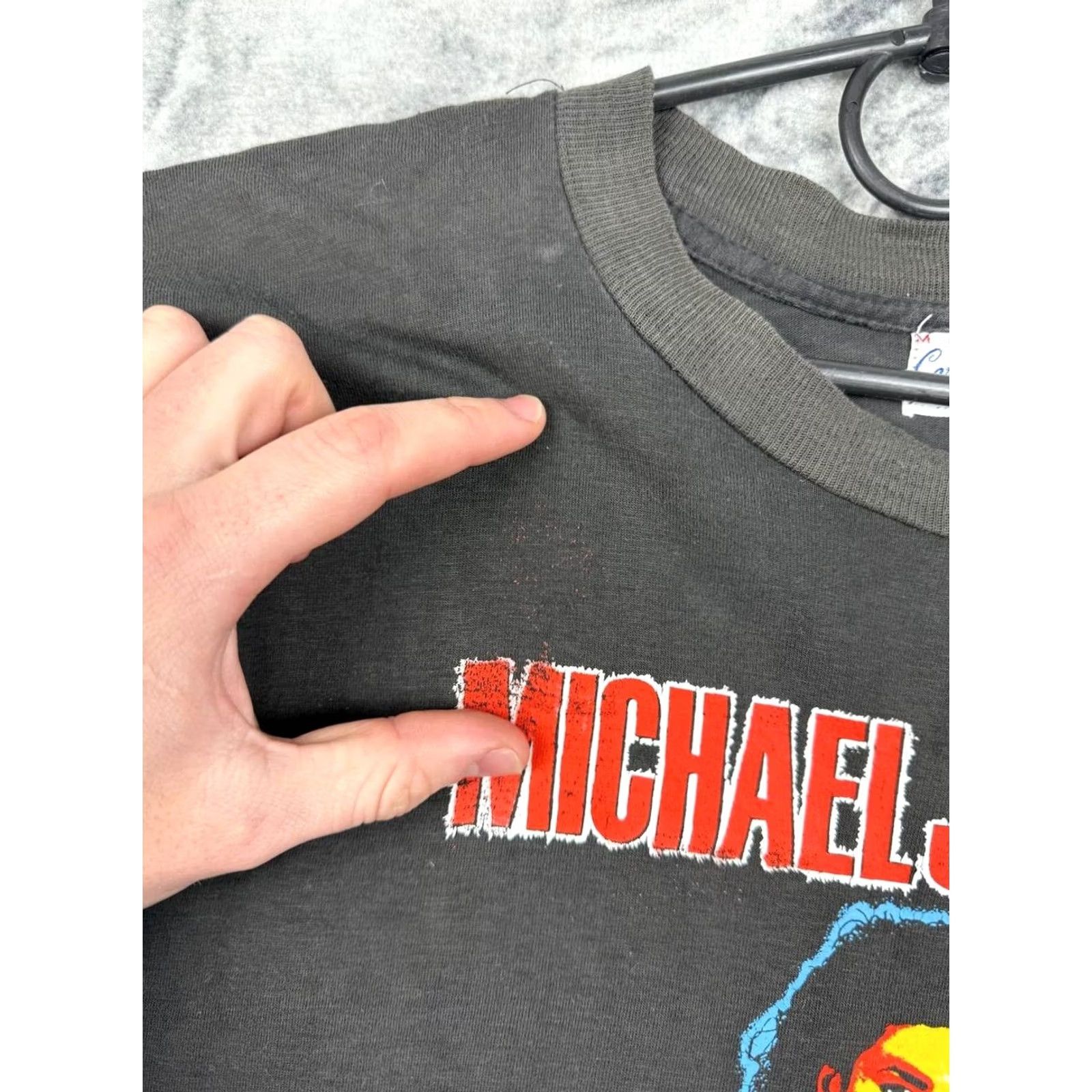 Vintage VINTAGE Michael Jackson T-Shirt 80s 90s Boyfriend Fit Crew Neck Short Sleeve Black Size M Mens Shirt Pop Logo Decade 80s 90s Size US M / EU 48-50 / 2 - 5 Thumbnail