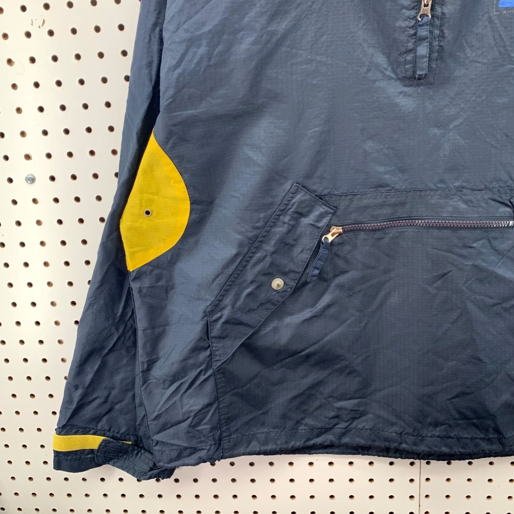 American Eagle Outfitters VINTAGE American Eagle Hooded Nylon Anorak Jacket Mens Large Blue 90s Size US L / EU 52-54 / 3 - 3 Thumbnail