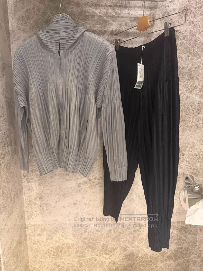 Issey Miyake Issey Miyake Black Jacket Size L / US 10 / IT 46 - 1 Thumbnail