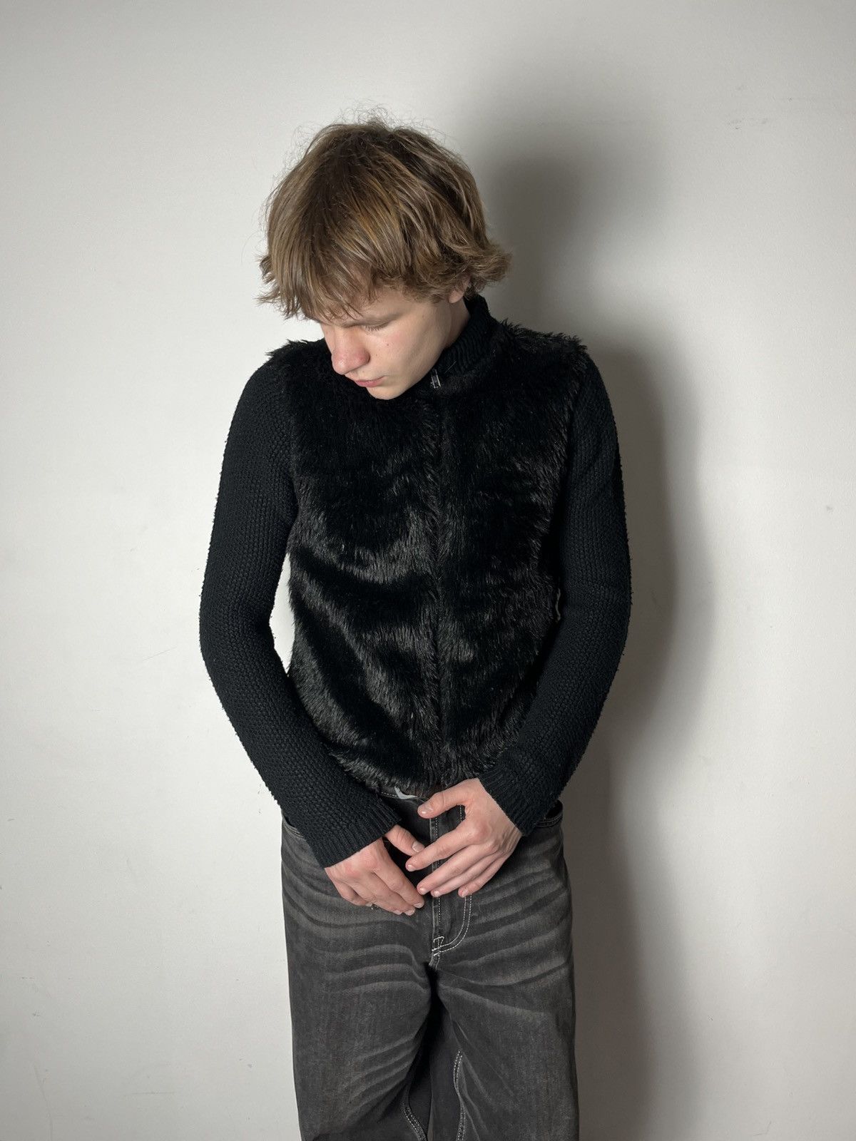 Hysteric Glamour 🔥FAUX FUR HYSTERIC GLAMOUR VIBE CROPPED ZIP SWEATER JACKET Size US M / EU 48-50 / 2 - 5 Thumbnail