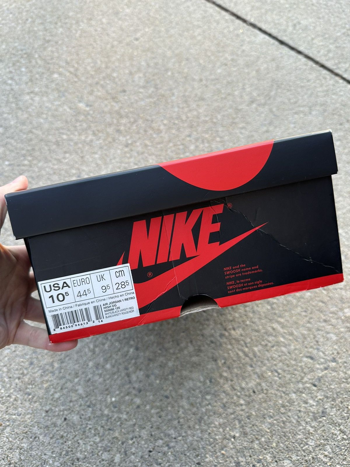 Jordan Brand Air Jordan 1 Retro High OG Black Toe size 10.5 Size US 10.5 / EU 43-44 - 6 Thumbnail