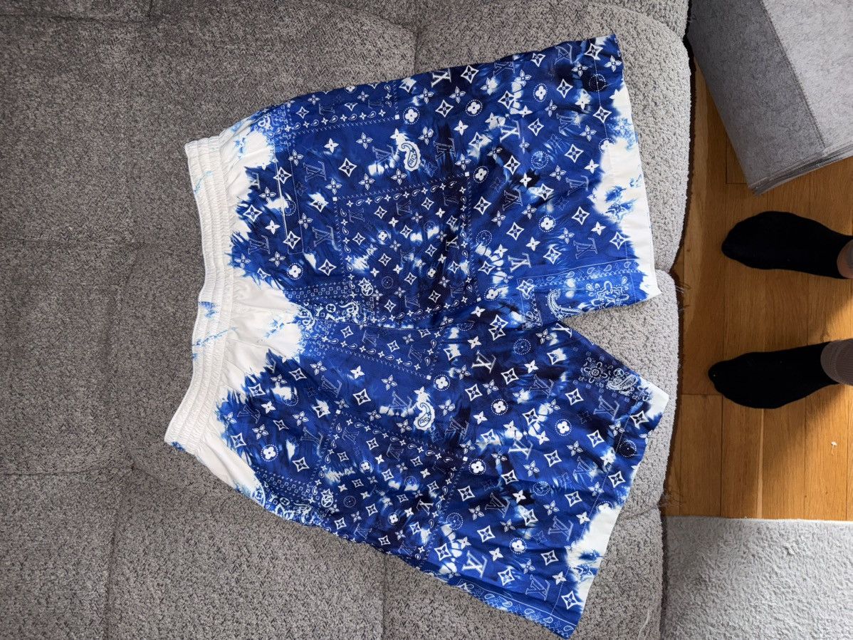 Louis Vuitton LV Blue bandana short Size US 32 / EU 48 - 2 Thumbnail
