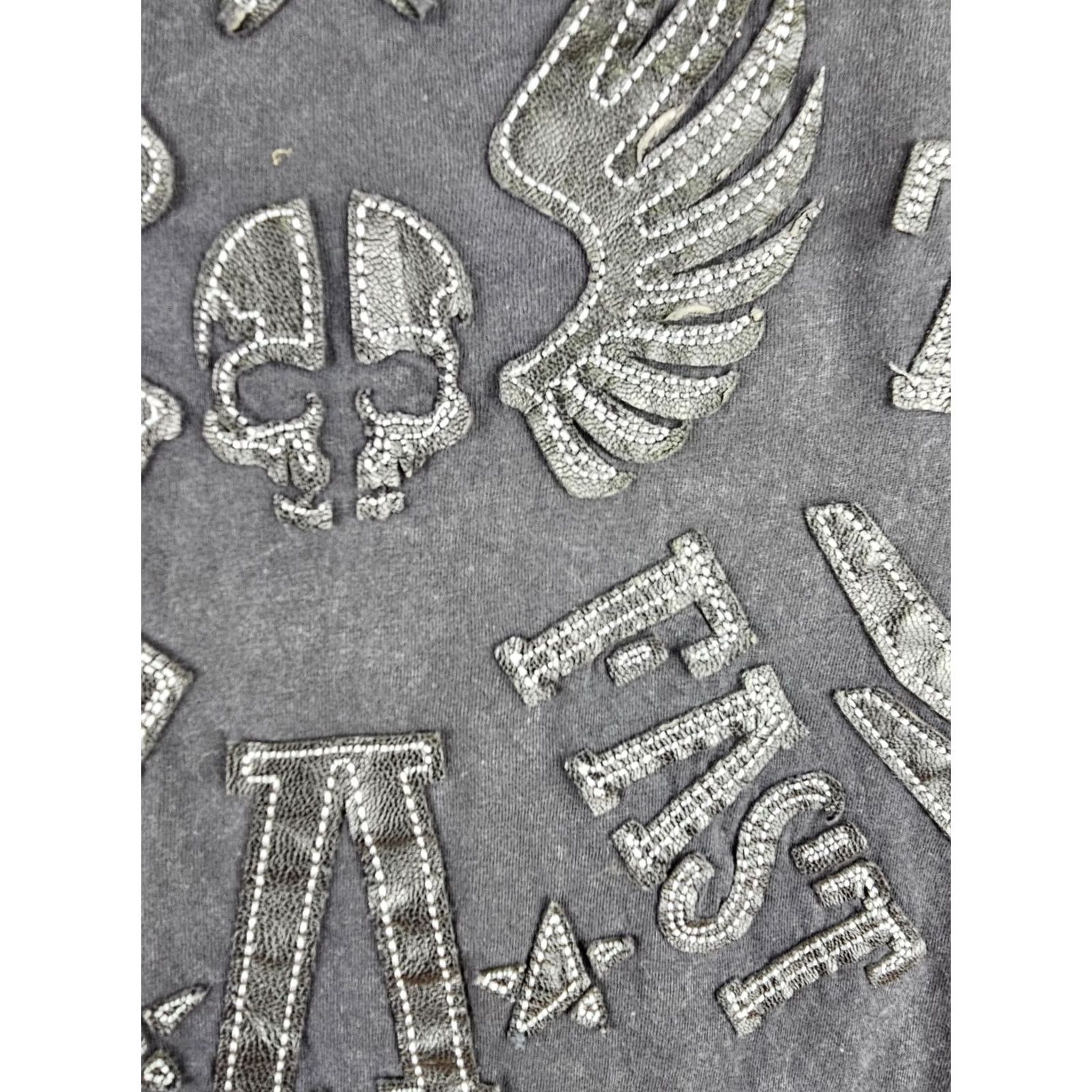 Affliction VINTAGE AFFLICTION CROSS GRUNGE PATCH T-SHIRT SZ MEDIUM Size US L / EU 52-54 / 3 - 8 Thumbnail