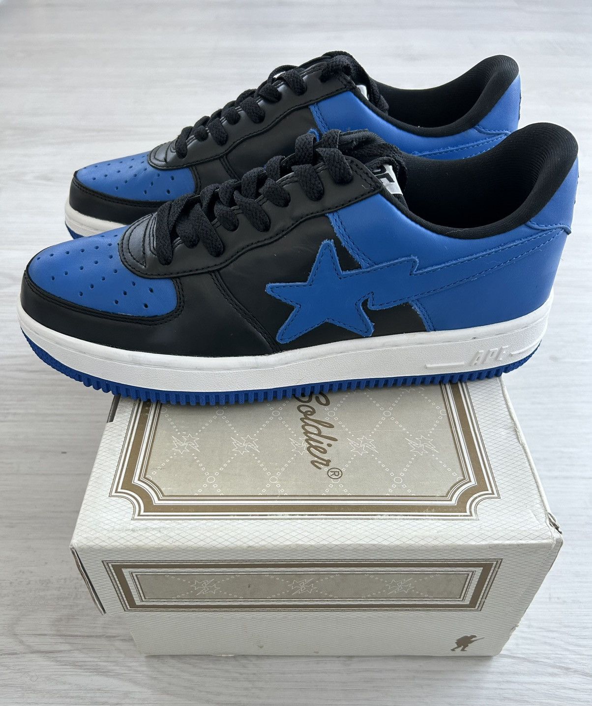 Bape VERY RARE OG 2003 A BATHING APE ROYAL BLUE BAPESTA Size US 9 / EU 42 - 2 Thumbnail