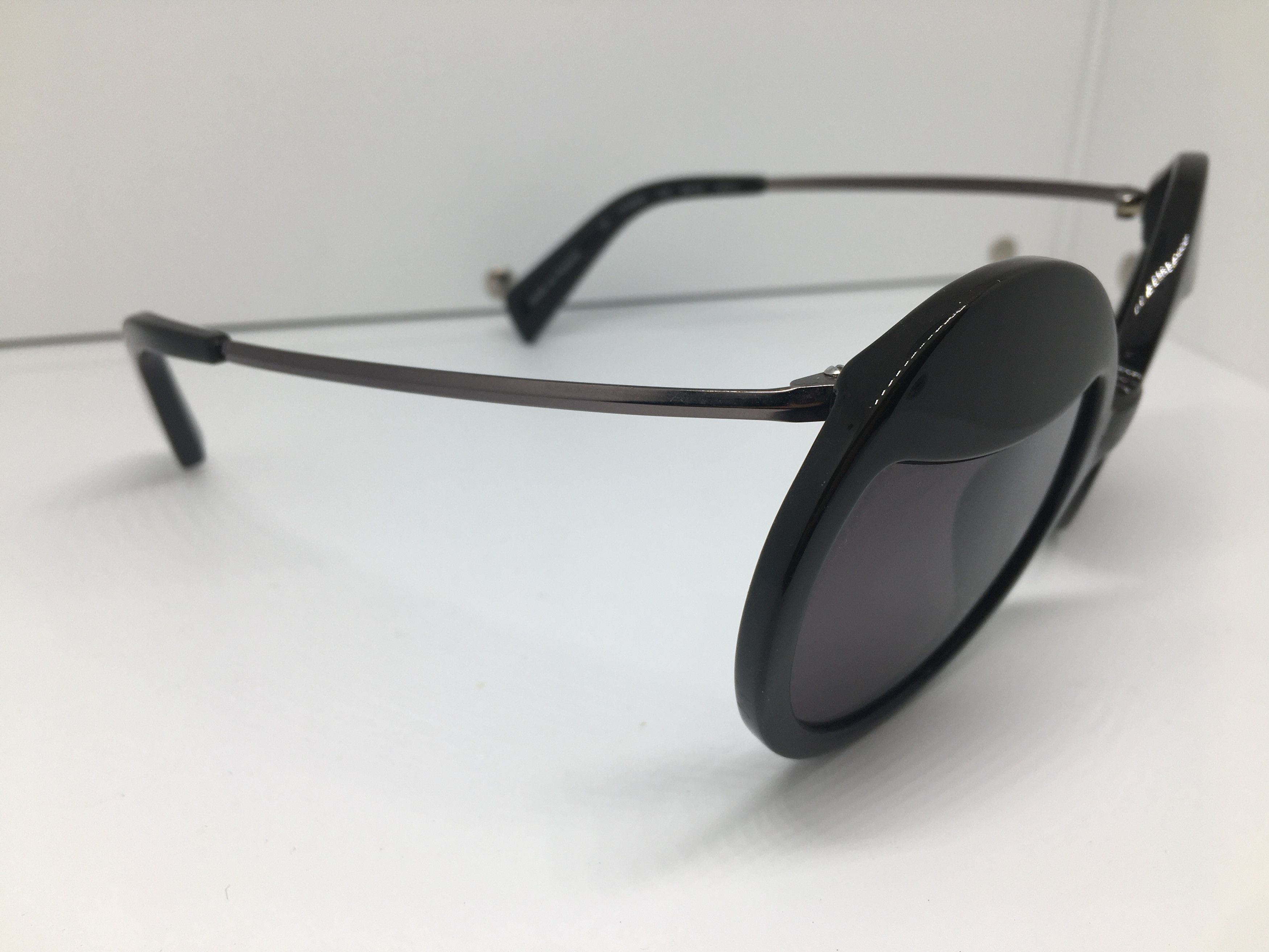 Yohji Yamamoto Yohji Yamamoto YY5002 Maduro Round Sunglasses Frame Size ONE SIZE - 1 Thumbnail
