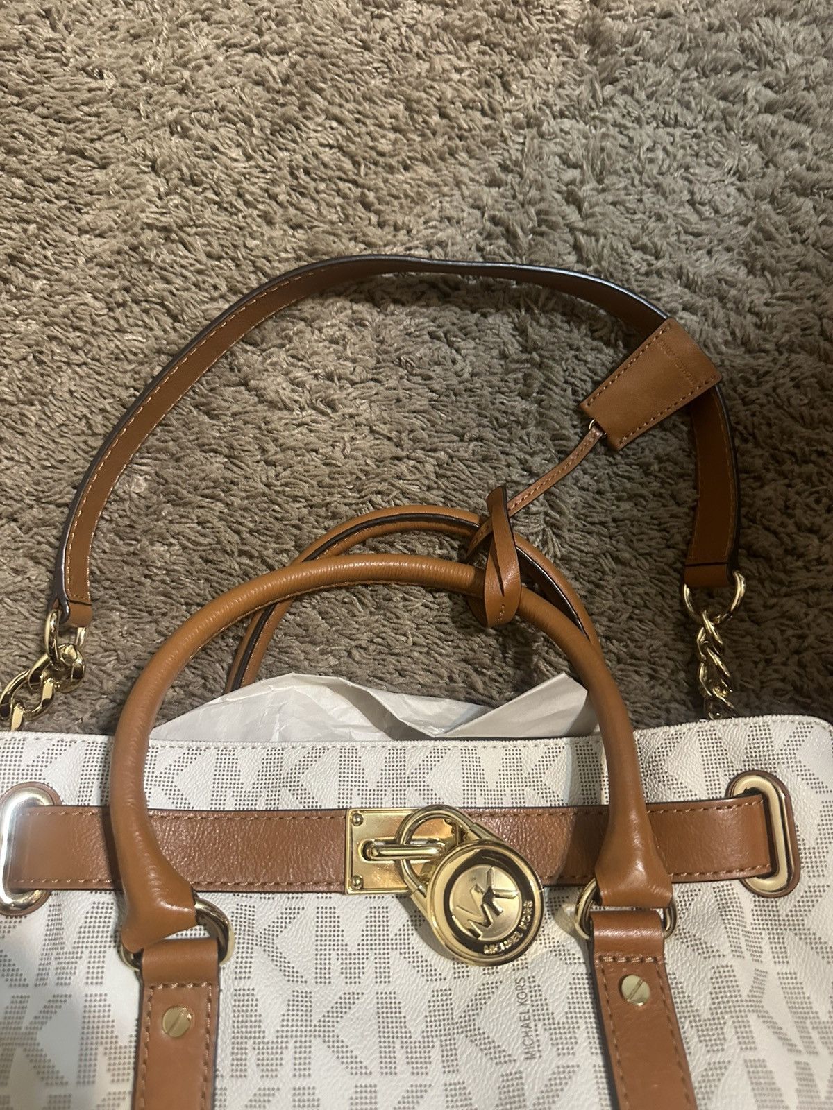 Michael Kors Vintage Michael Kors “Signature White” purse 00s Size ONE SIZE - 4 Thumbnail