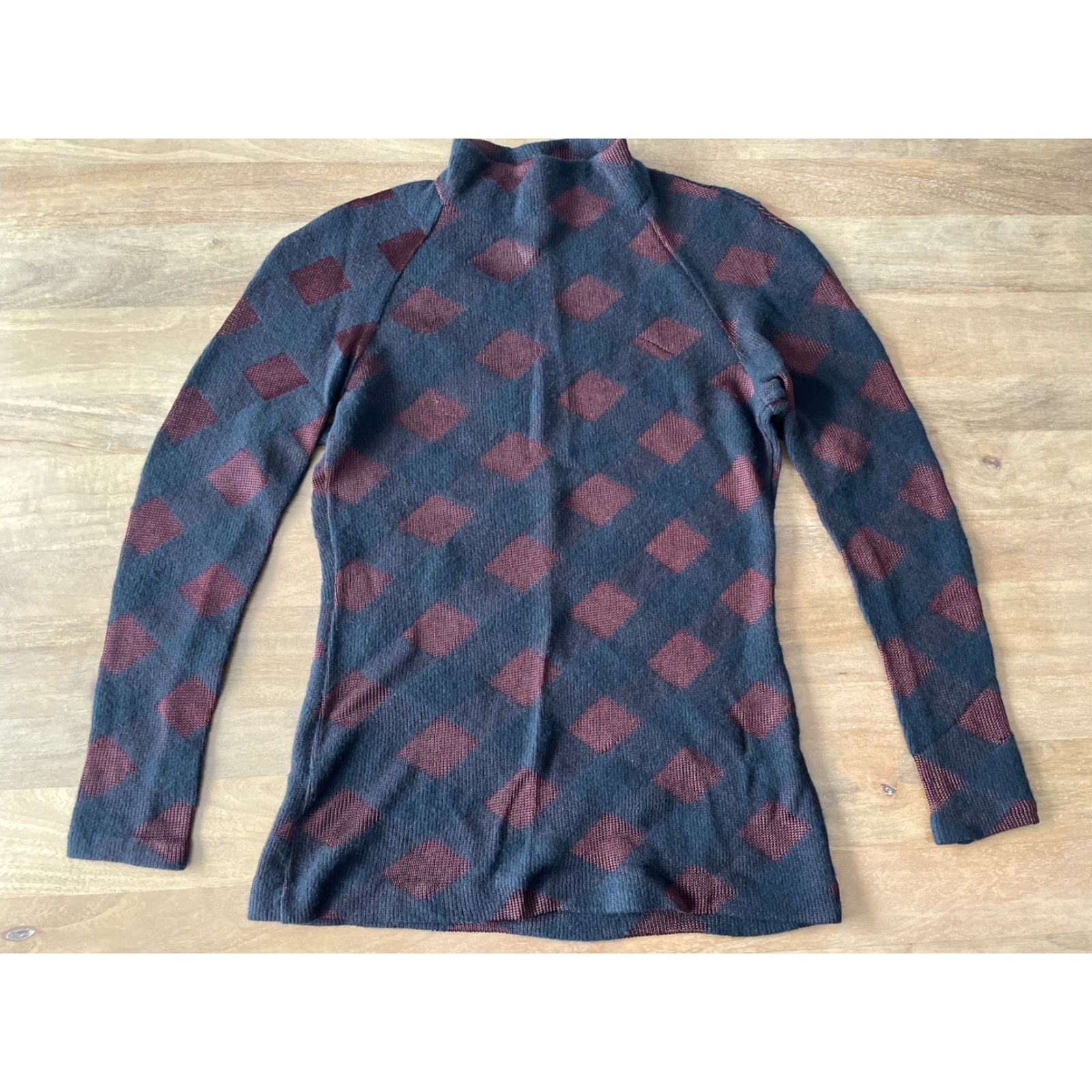 Issey Miyake VINTAGE ISSEY MIYAKE Wool Blend Mock Neck Sweater Women's S Argyle Pullover Black/Burgundy Size S / US 4 / IT 40 - 2 Thumbnail