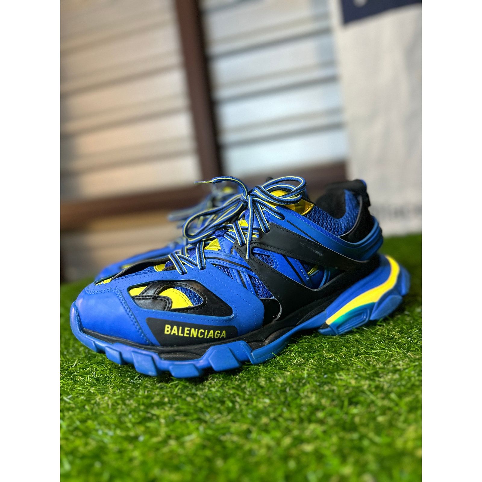 Balenciaga Size 10 - Balenciaga LED Track Runner Blue/Black/Yellow Size US 10 / EU 43 - 2 Thumbnail