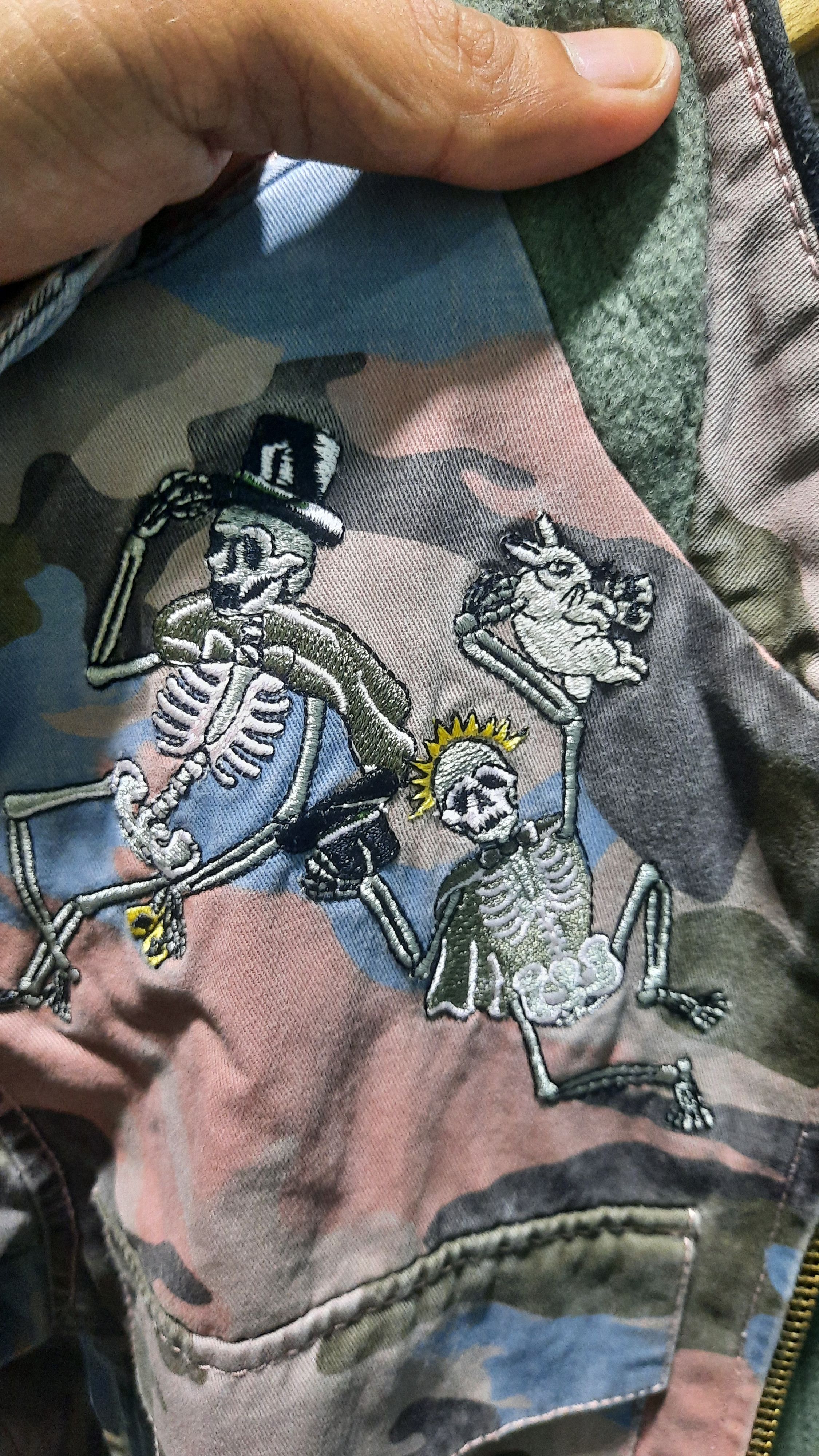 Hysteric Glamour × Zadig & Voltaire Flower and skeleton Size US M / EU 48-50 / 2 - 6 Thumbnail