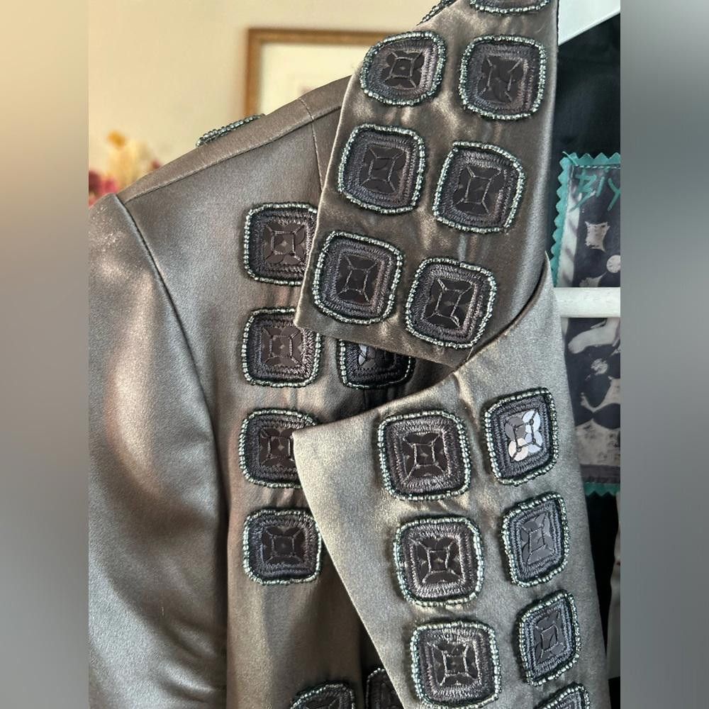 Designer Biya , Johnny Was, Silver embroidered Trench, 100% silk Size S / US 4 / IT 40 - 7 Thumbnail