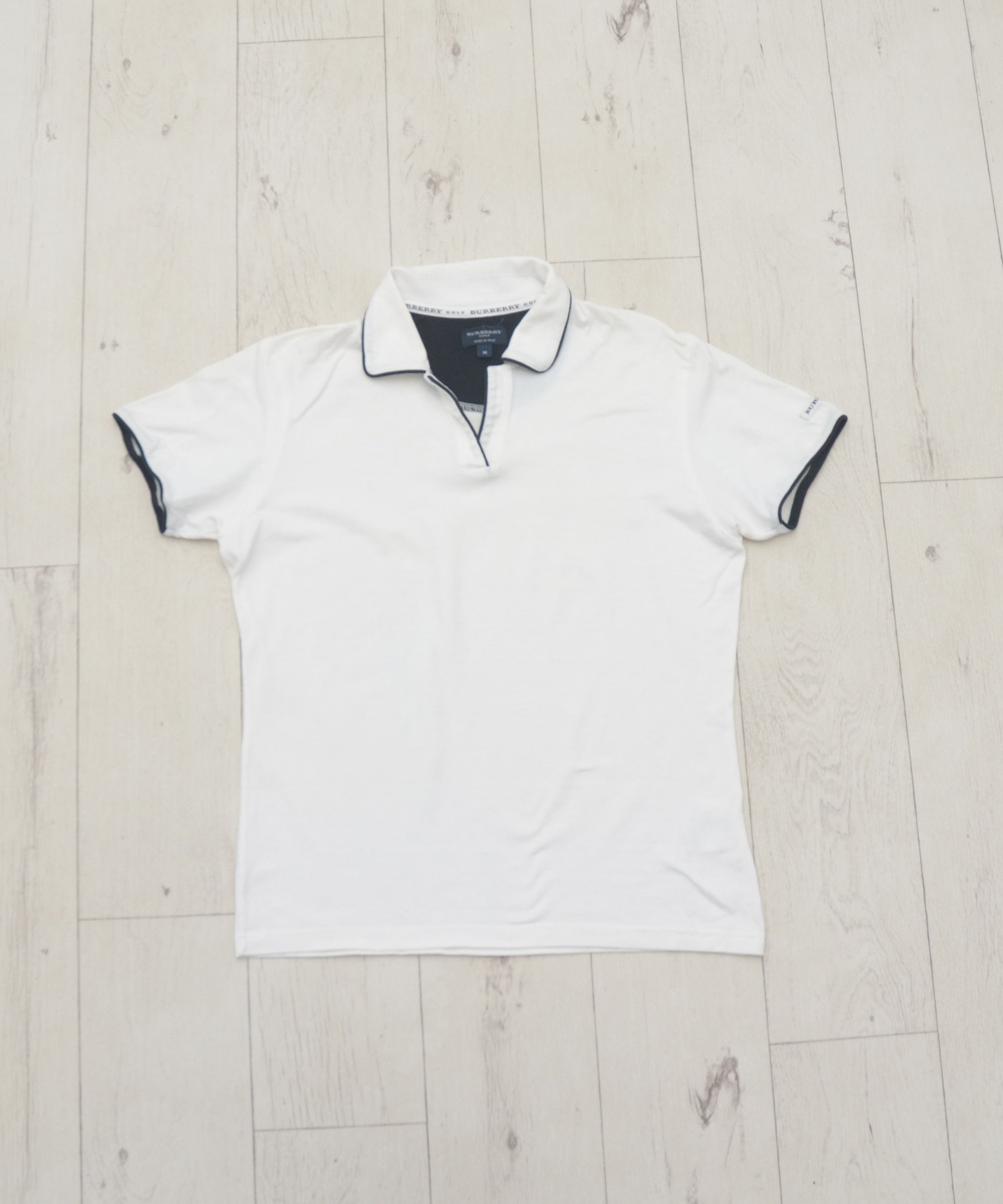 Burberry × Vintage Vintage Womens Burberry Golf Logo White Polo Shirt Size M / US 6-8 / IT 42-44 - 1 Thumbnail
