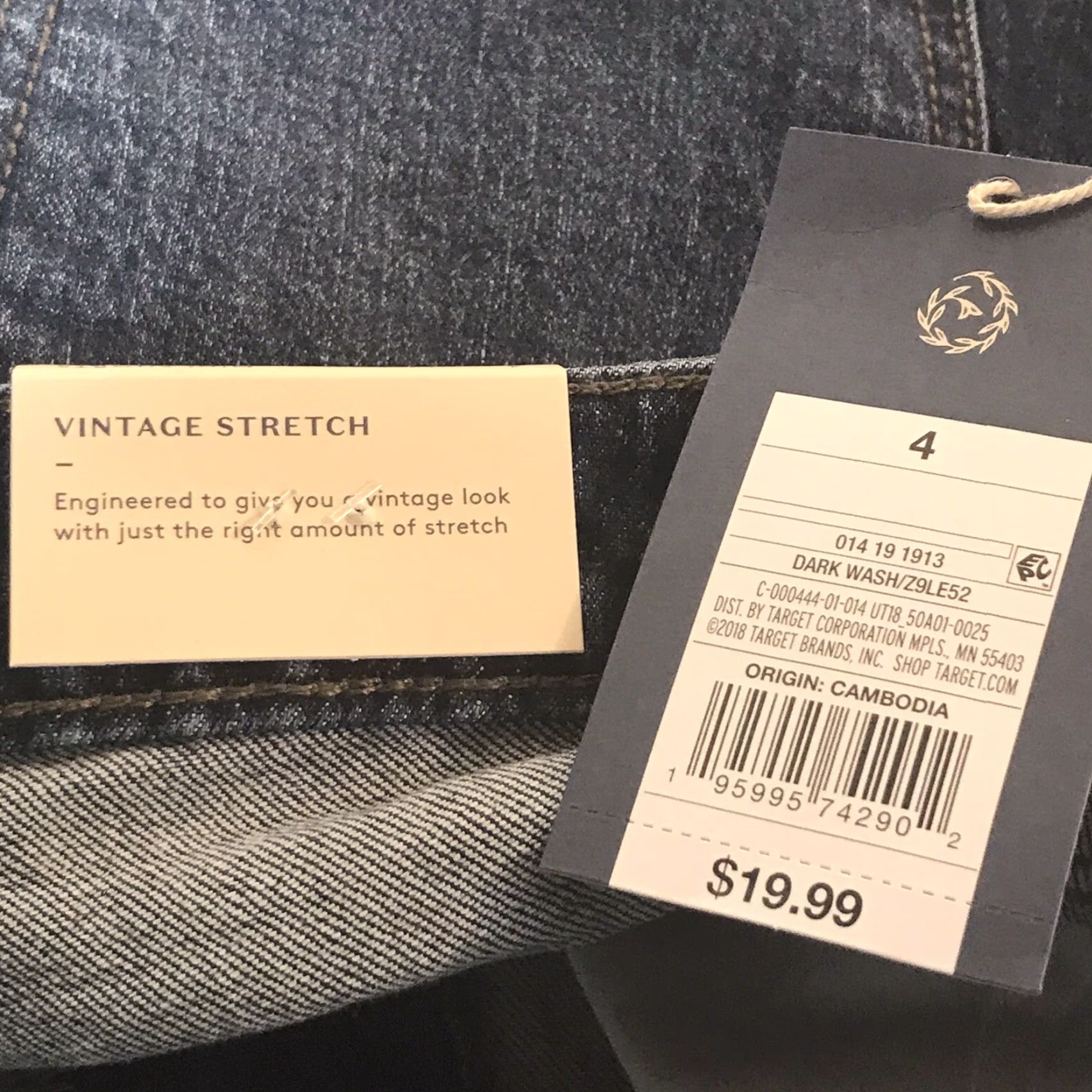 Vintage Universal Thread Dark Wash Midi Shorts Womens Size 4 Blue Stretch Casual Everyday Size 27" / US 4 / IT 40 - 5 Thumbnail