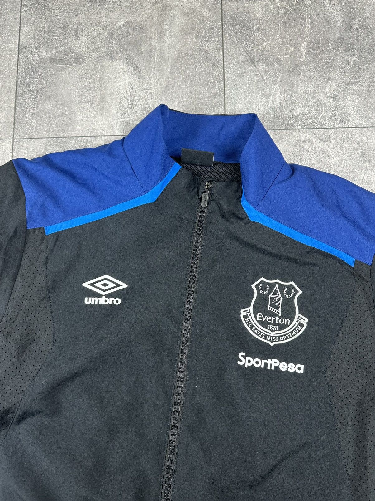 Umbro Umbro Everton FC Soccer Zip Training Top Mens Jacket Size US L / EU 52-54 / 3 - 6 Thumbnail