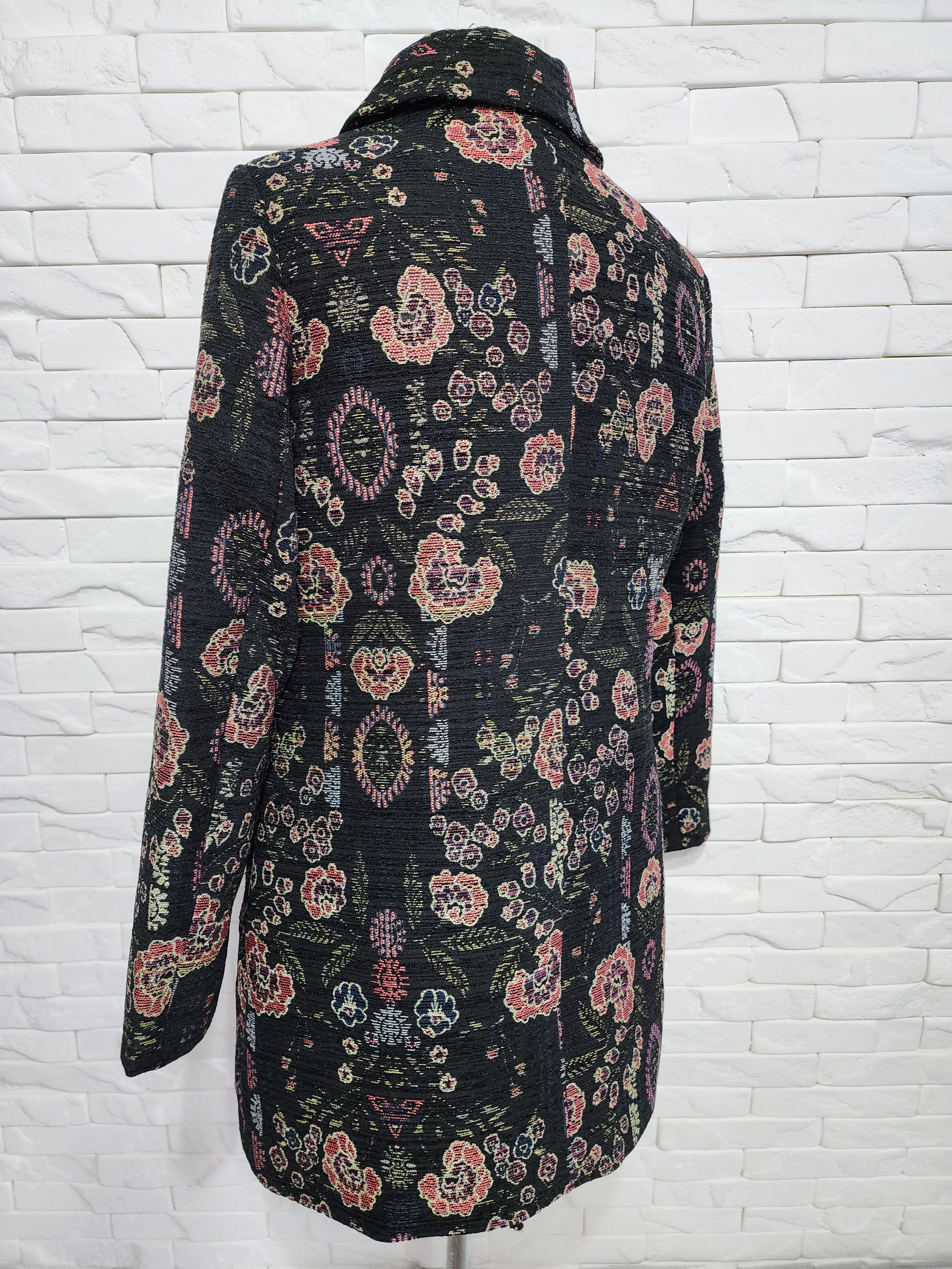 Other Wonderful women's jacket made of tapestry fabric. Size XL / US 12-14 / IT 48-50 - 6 Thumbnail