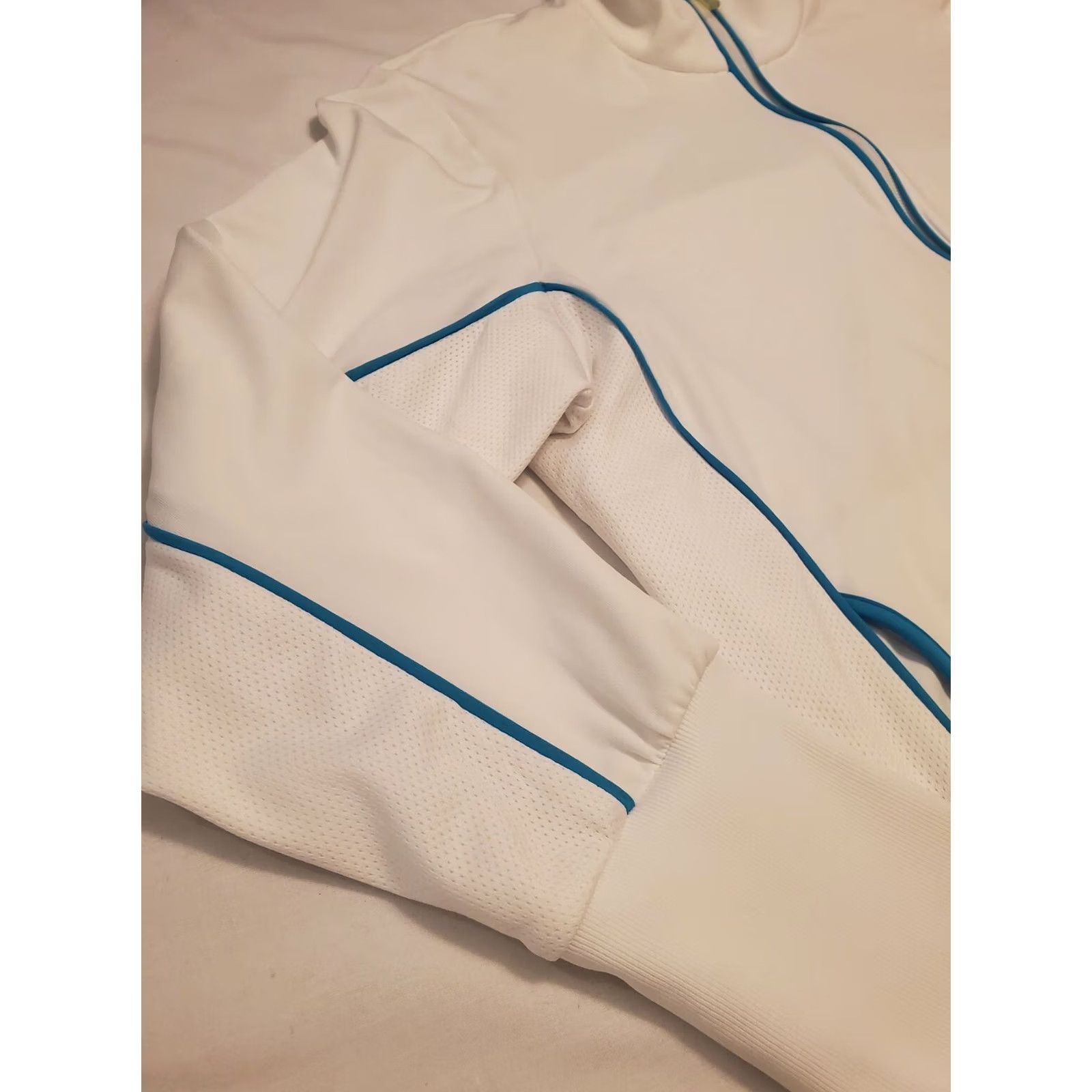 Adidas VINTAGE Adidas Supernova Clima365 Track Jacket White Womens Sz L Size L / US 10 / IT 46 - 4 Thumbnail