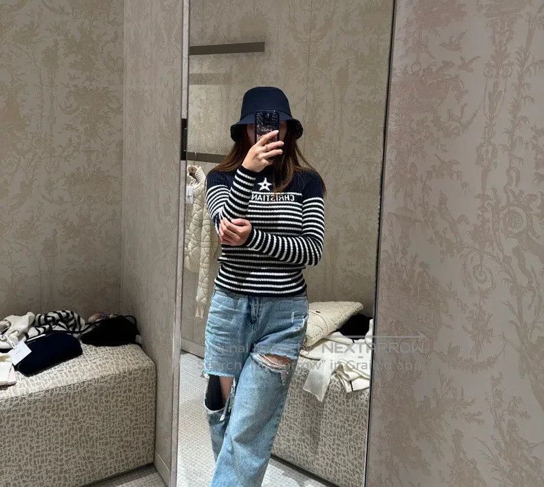 Dior Dior Navy blue five-pointed star jacquard striped sweater Size XXS / US 00 / IT 34 - 2 Thumbnail