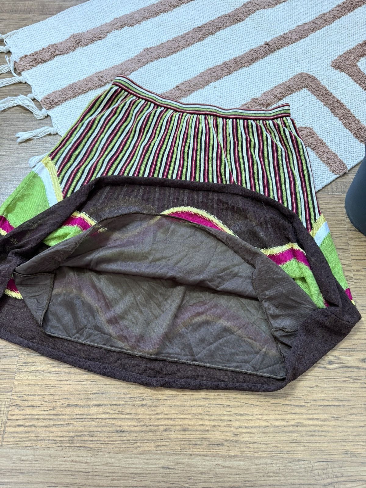 Vintage VINTAGE MISSONI STRETCHING MIDI SKIRT Size 27" / US 4 / IT 40 - 5 Thumbnail