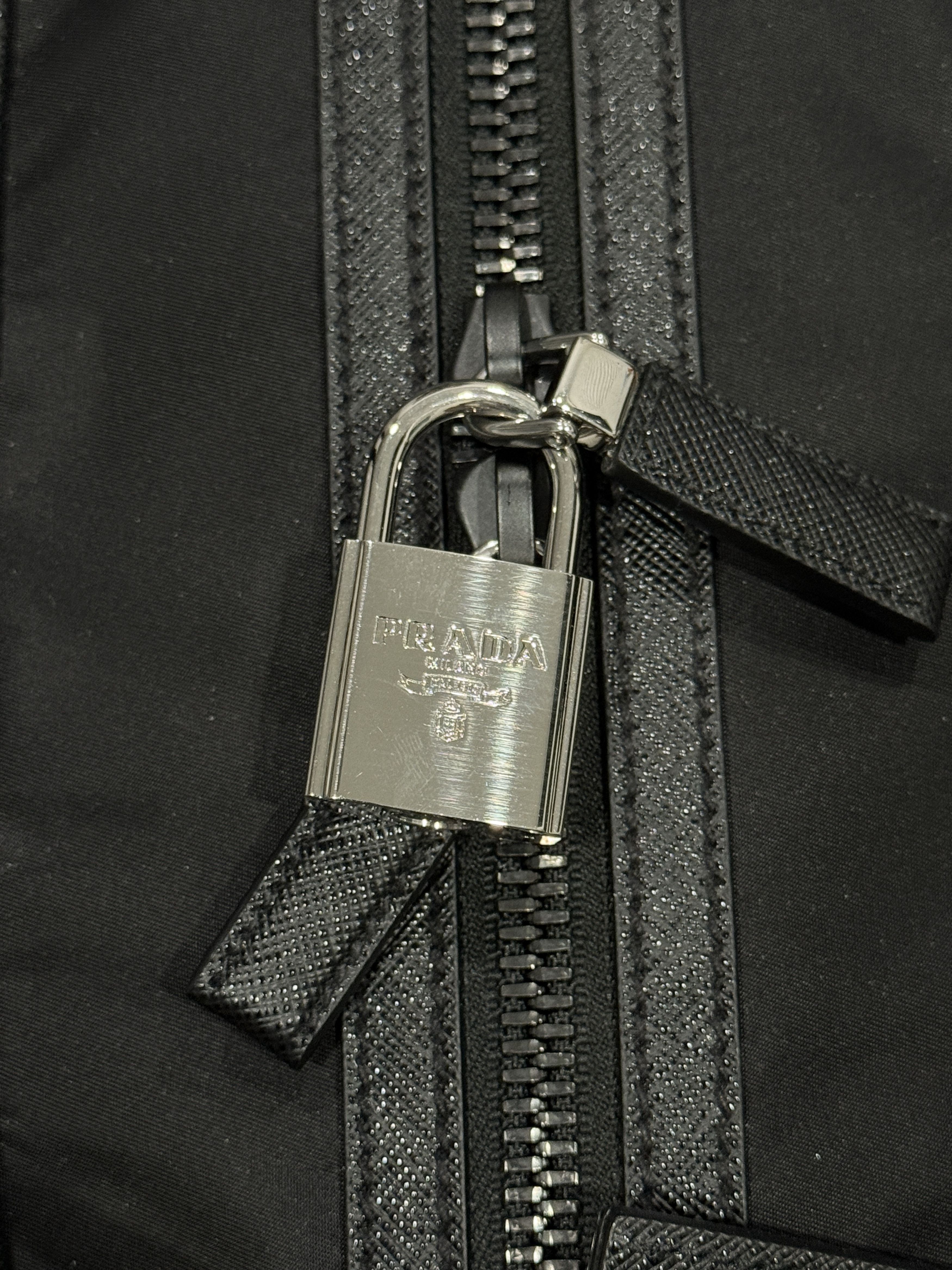 Prada Prada Re-Nylon and Saffiano leather Duffel bag Size ONE SIZE - 4 Thumbnail