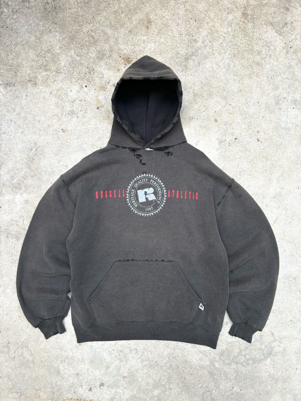 Russell Athletic 90s Thrashed Sun Faded Russell Hoodie Size US L / EU 52-54 / 3 - 1 Thumbnail