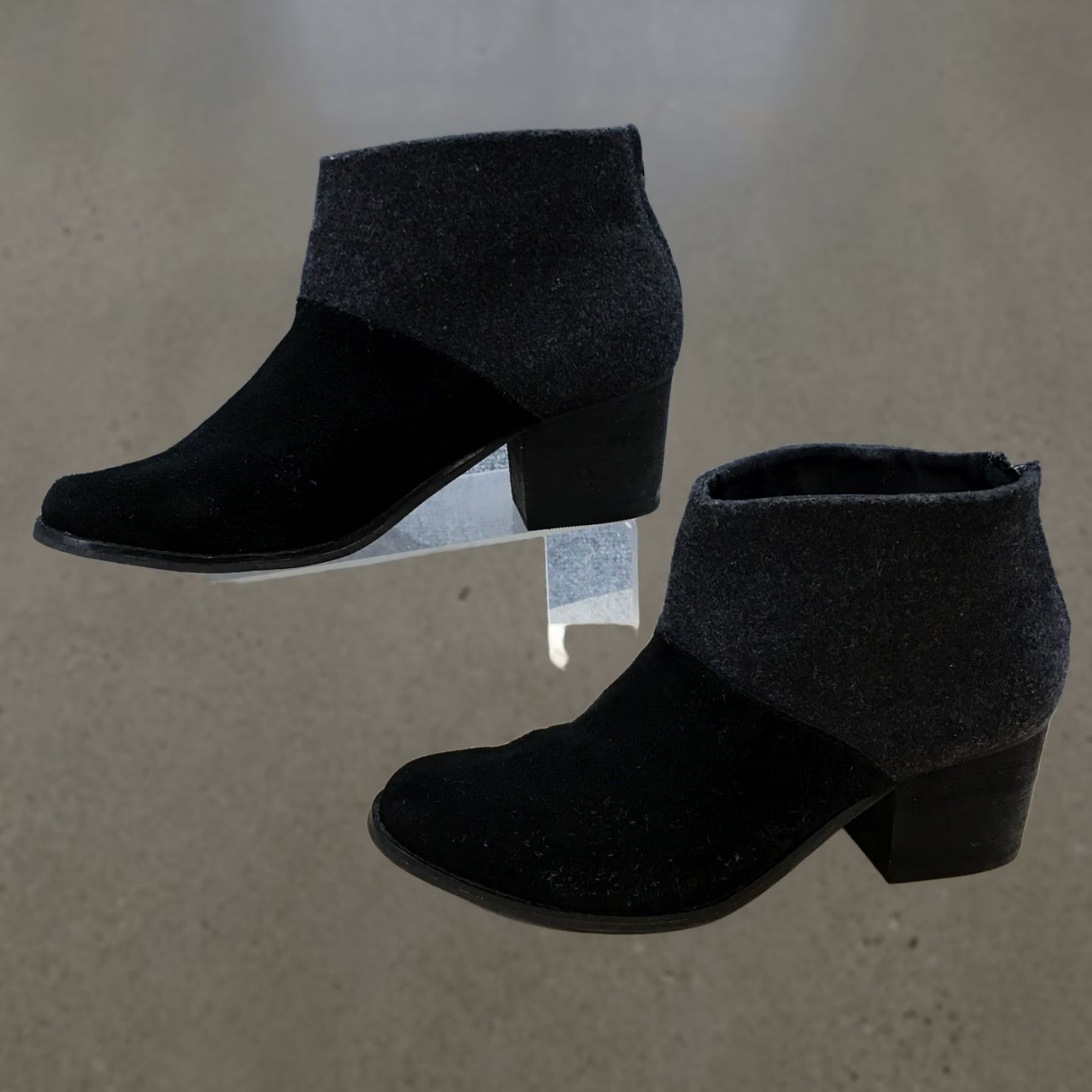 Toms Toms Boots Womens 9 Leila Ankle Booties Black Suede Block Heeled Zip Boots Size US 9 / IT 39 - 1 Thumbnail