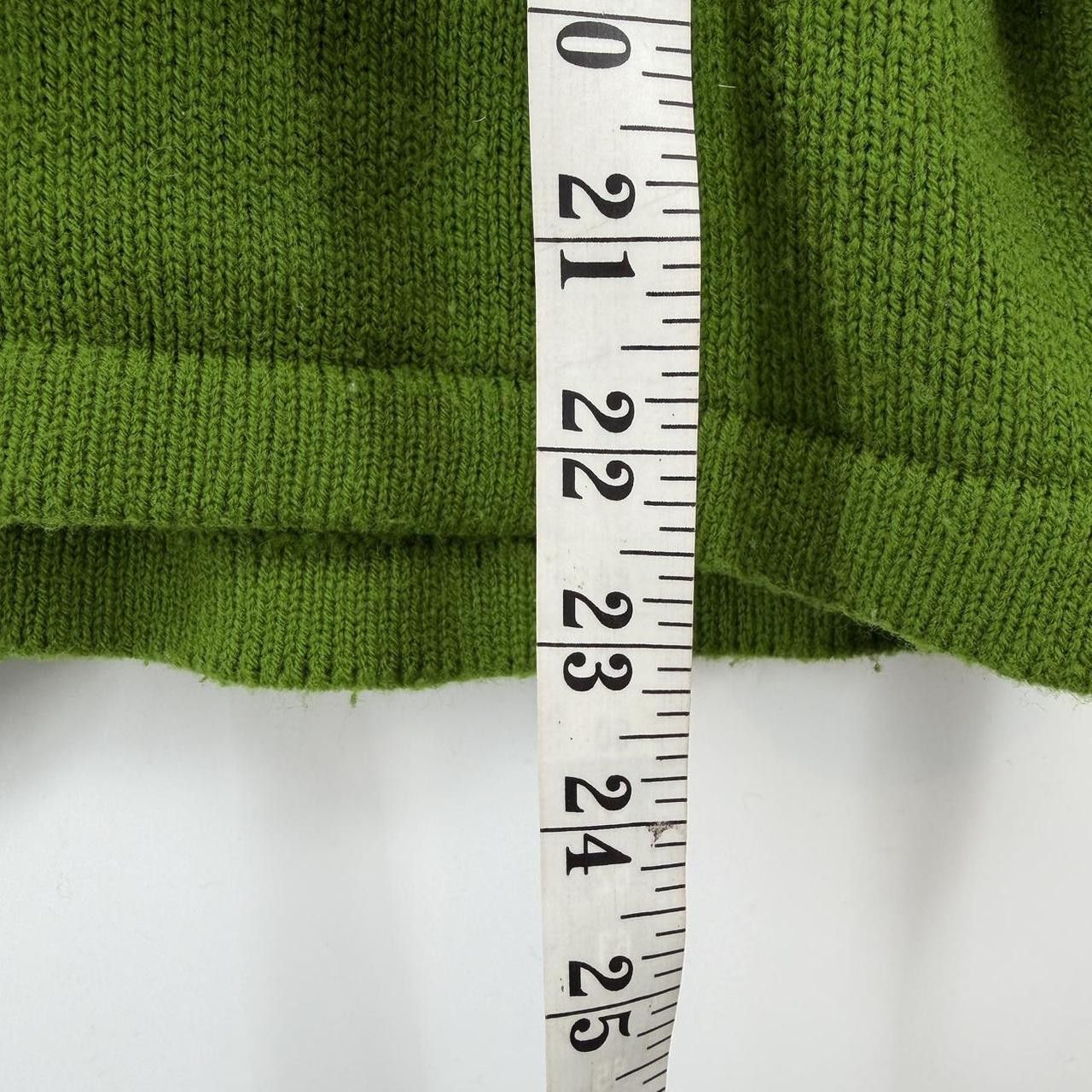 The Unbranded Brand Vintage Hand Loomed 100% Virgin Wool Knit Vest Green Size M Size M / US 6-8 / IT 42-44 - 5 Thumbnail