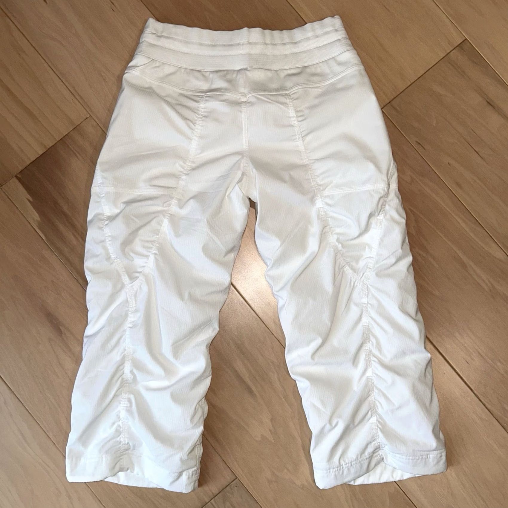 Lululemon VINTAGE Lululemon Studio Cropped Pants Womens 4 White 19 Inseam Pockets Breathable Stretch Size 27" / US 4 / IT 40 - 5 Thumbnail