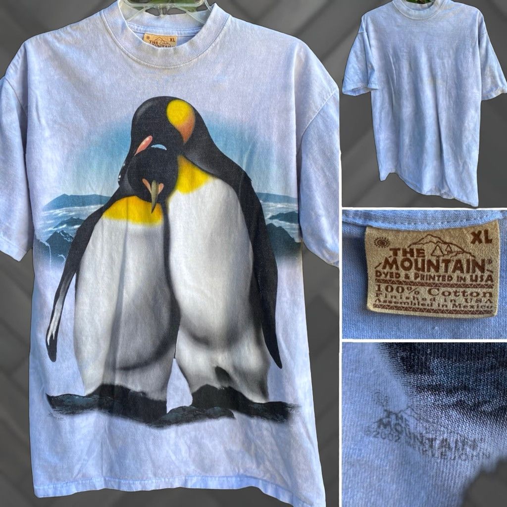 The Mountain VINTAGE The Mountain T-Shirt Penguin Penguins 2002 Nature Tee Size XL Gray Cotton Men Short Sleeve Graphic Print Shirt XL Mens Size US XL / EU 56 / 4 - 1 Thumbnail