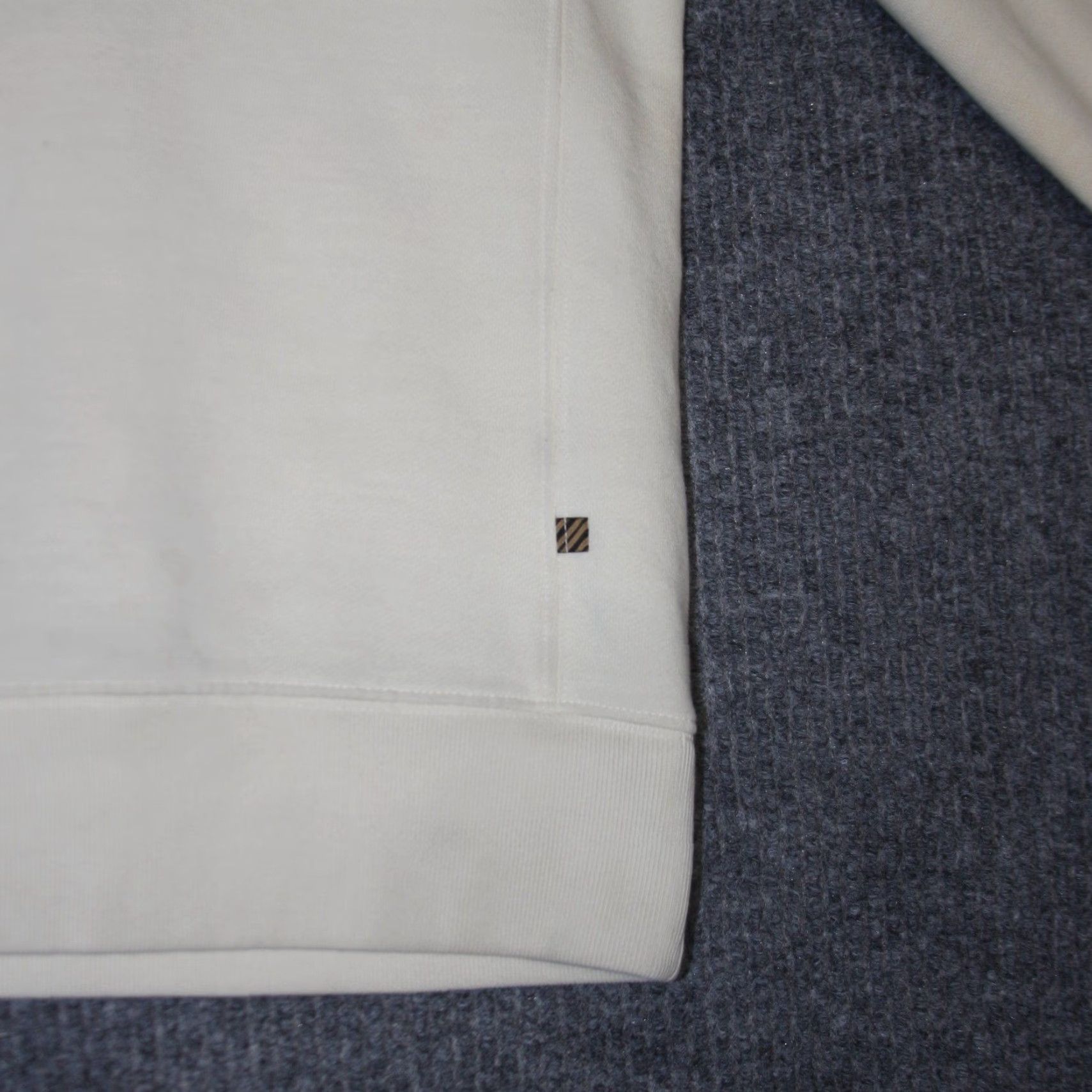 Billy Reid VINTAGE Billy Reid Sweatshirt Mens XS Cream Crewneck Suede Elbow Patches Ivory Cotton Size US XS / EU 42 / 0 - 2 Thumbnail