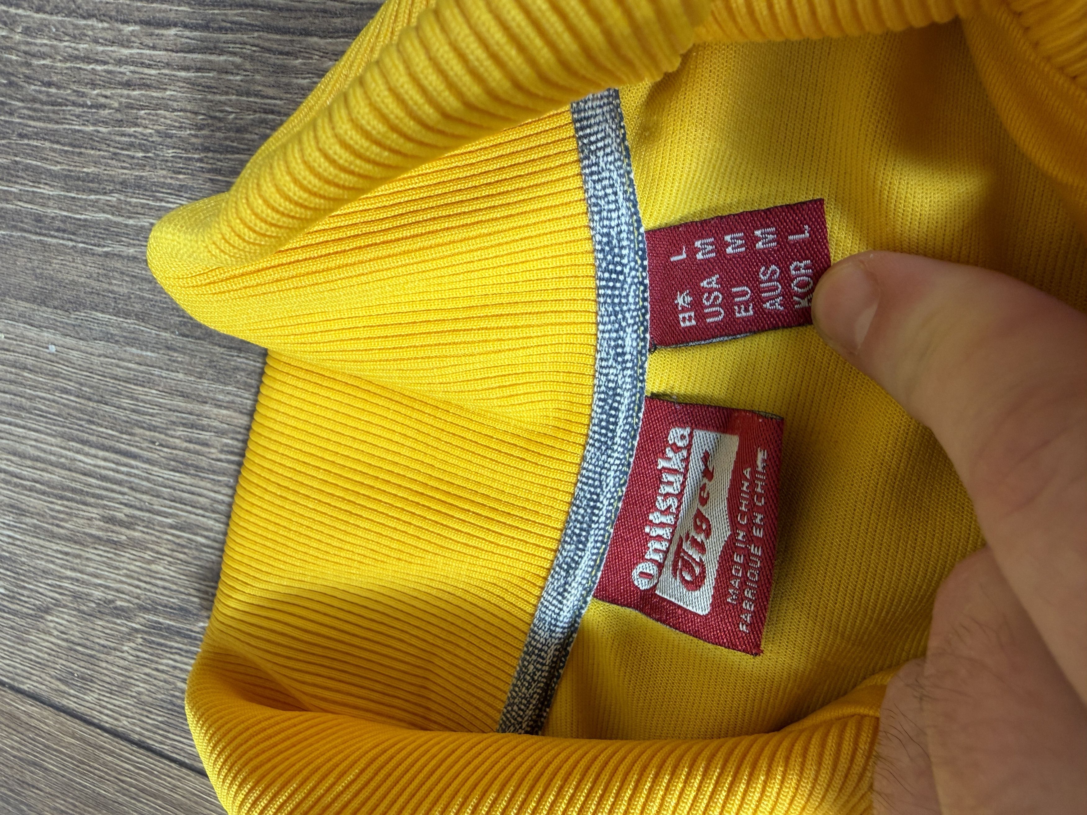 Asics Vintage Onitsuka tiger asics yellow track top Size US L / EU 52-54 / 3 - 6 Thumbnail