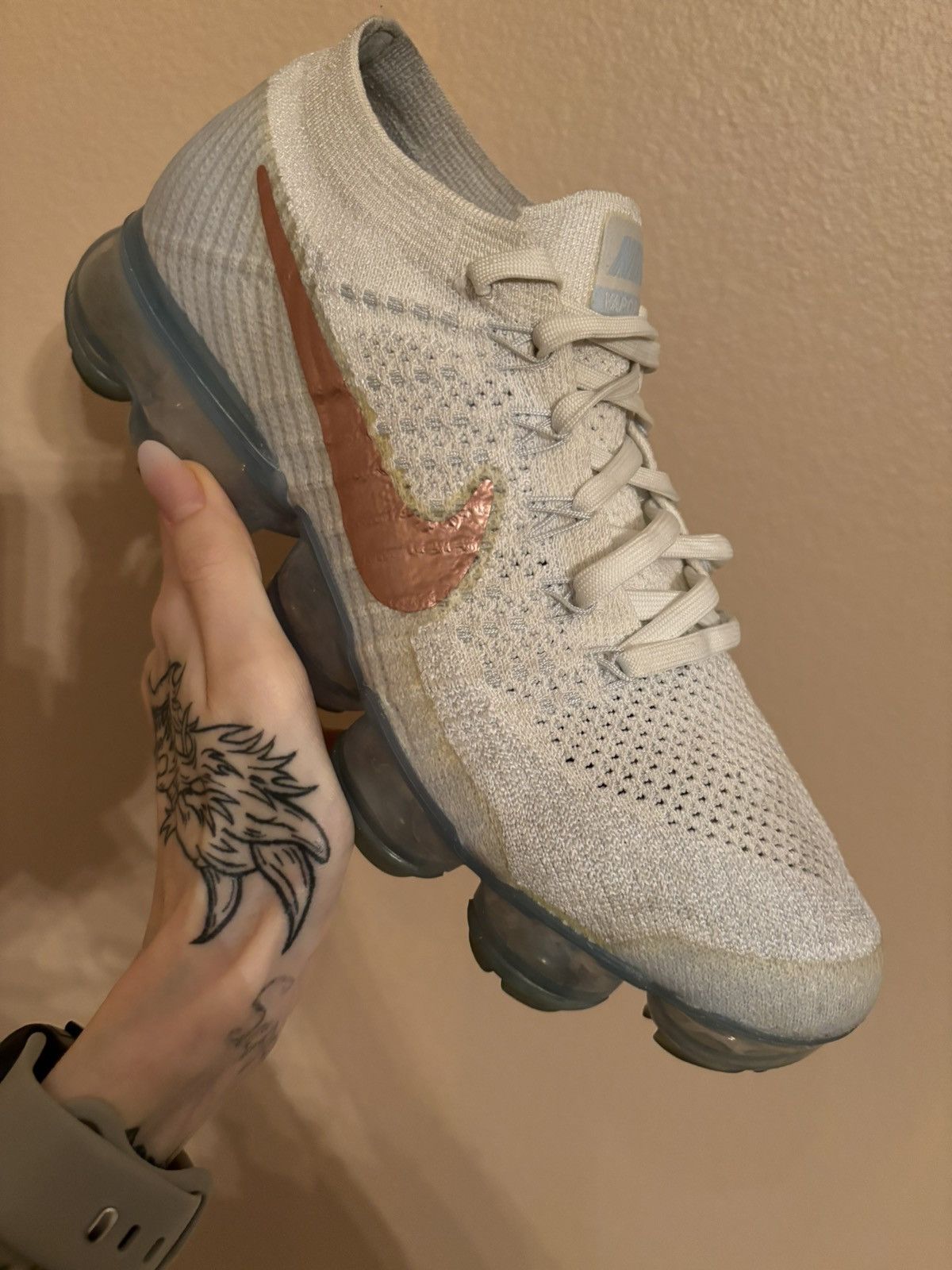 Nike × Vintage Wmns Air VaporMax ‘Explorer Light’ Size US 8.5 / IT 38.5 - 2 Thumbnail