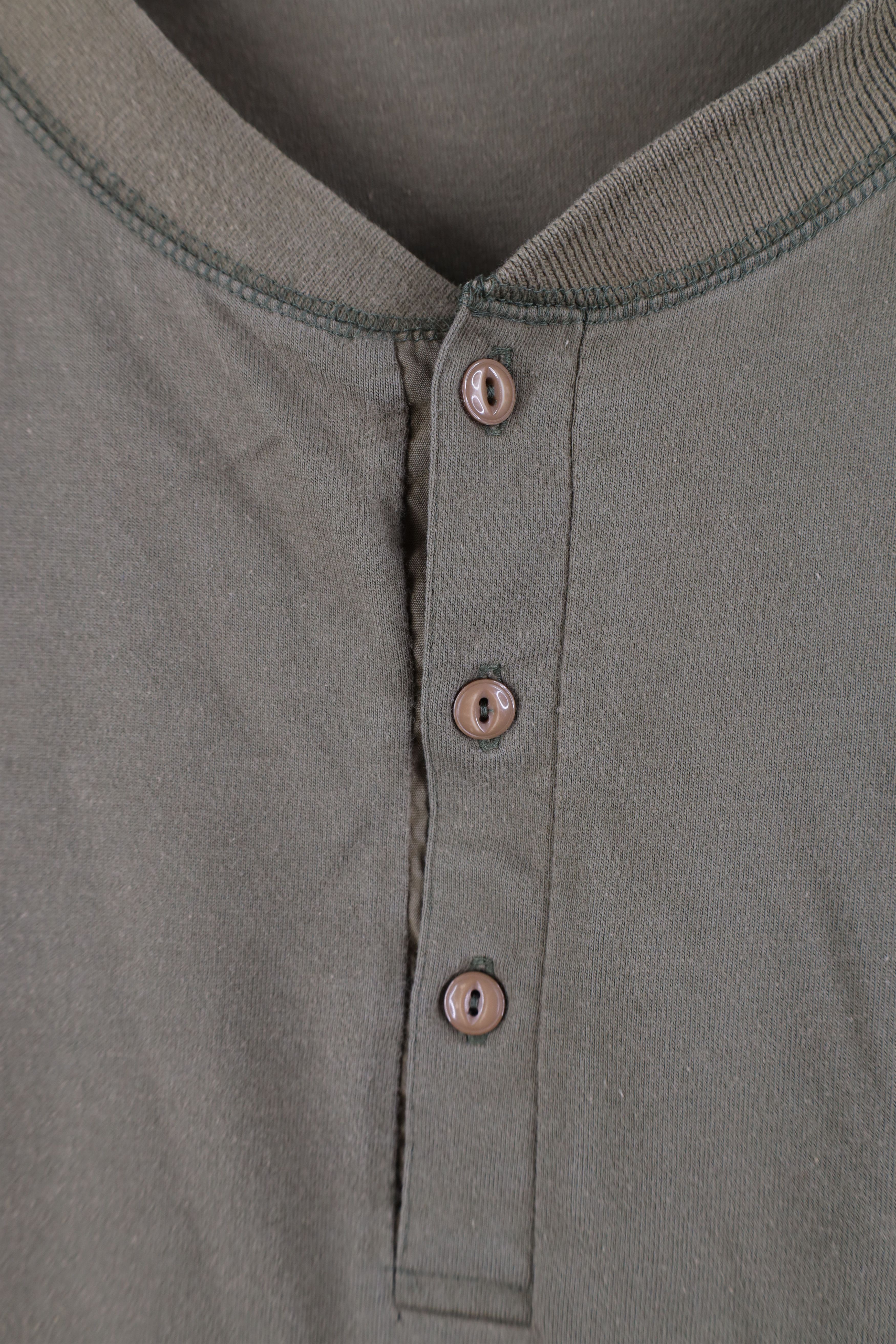 Vintage Vintage 90s Streetwear Blank Ringer Henley T-Shirt Green Size US L / EU 52-54 / 3 - 4 Thumbnail