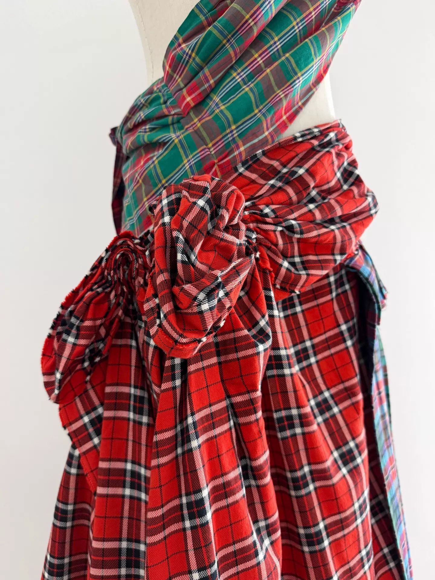 Comme des Garcons CDG '06 Lost Empire Pleated Plaid Pinafore Dress Size XS / US 0-2 / IT 36-38 - 3 Thumbnail