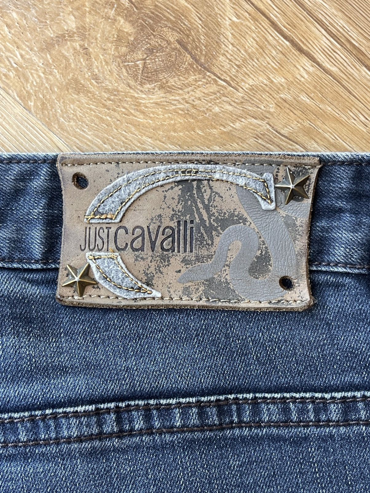 Just Cavalli Just Cavalli Vintage Y2K Embroidered Washed Denim Jeans Size US 34 / EU 50 - 4 Thumbnail