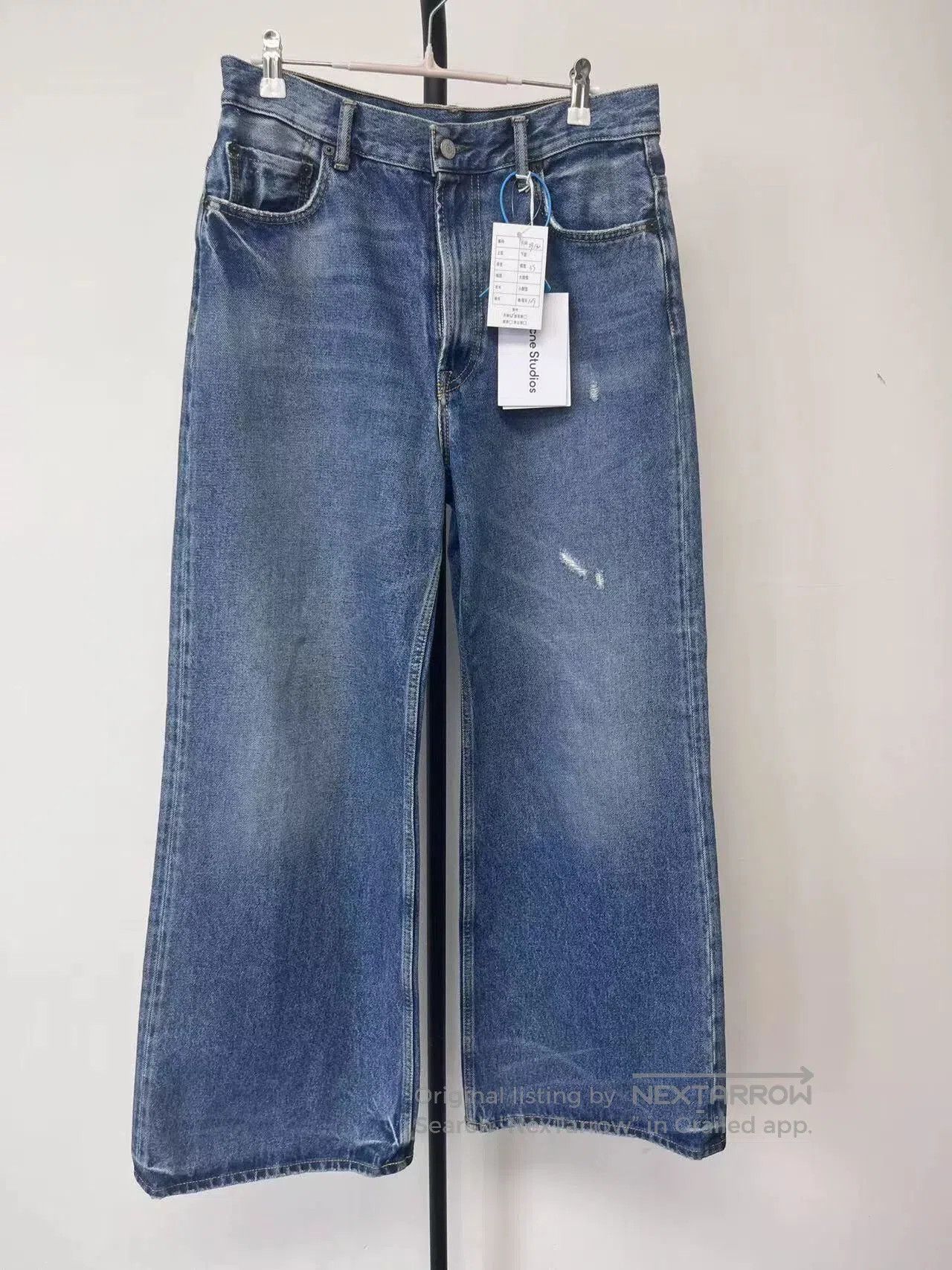 Acne Studios Acne Studios Retro High-Waist Flared Jeans. Size 29" - 1 Thumbnail