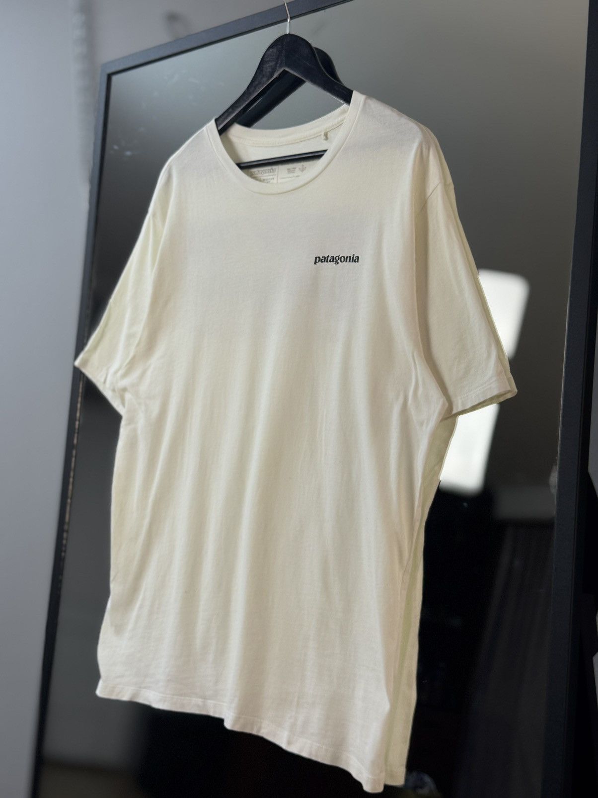 Patagonia Vintage Patagonia T-shirt White Outdoor Arcteryx Style Y2K Size US M / EU 48-50 / 2 - 5 Thumbnail