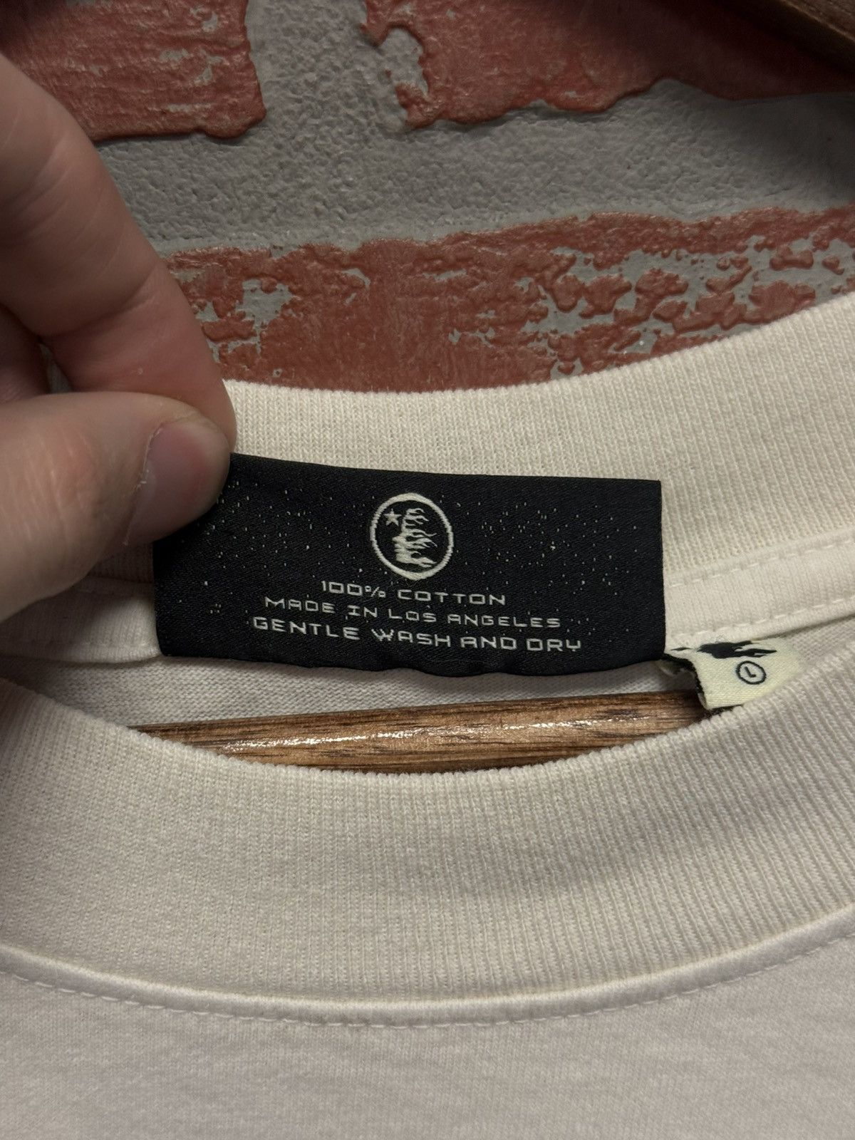 HELLSTAR Hellstar “Brown Gel Logo” Tee Shirt Size L (NEW) Authentic Size US L / EU 52-54 / 3 - 9 Thumbnail