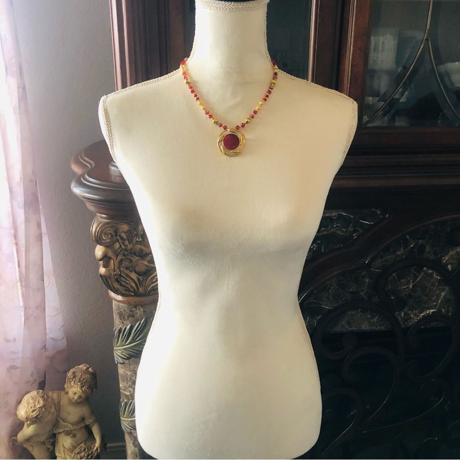 Handmade Handcrafted repurpose red swirl pendant Pearl necklace Size ONE SIZE - 5 Thumbnail