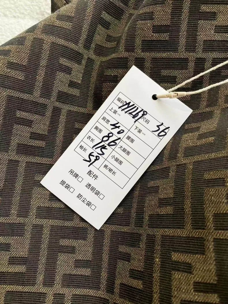 Fendi Fendi Polyester/Cotton Jacquard Printed Belted Trench Coat Size XXS / US 00 / IT 34 - 6 Thumbnail