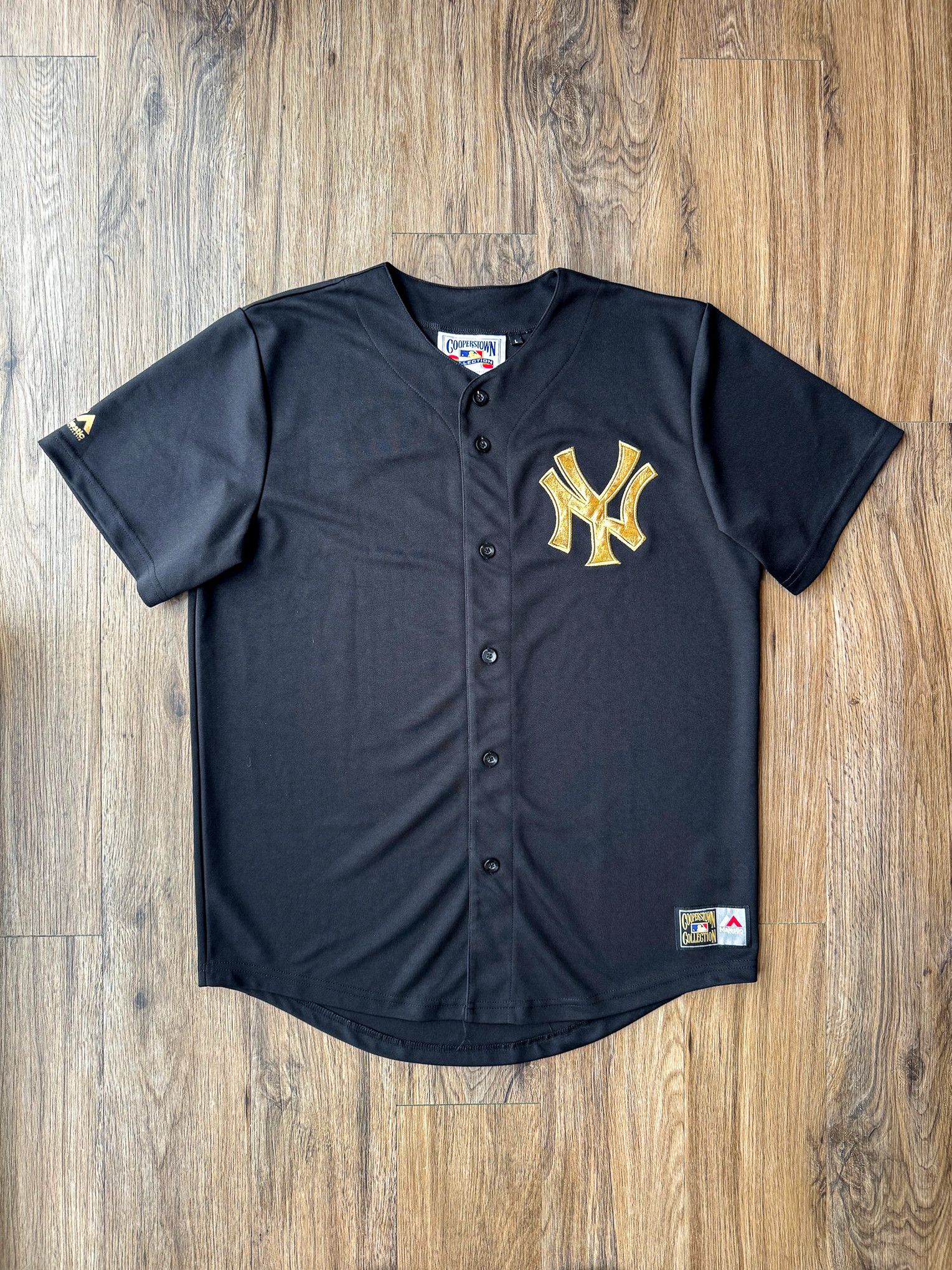 Majestic Majestic New York Yankees Cooperstown Collection Jersey Size US L / EU 52-54 / 3 - 1 Thumbnail