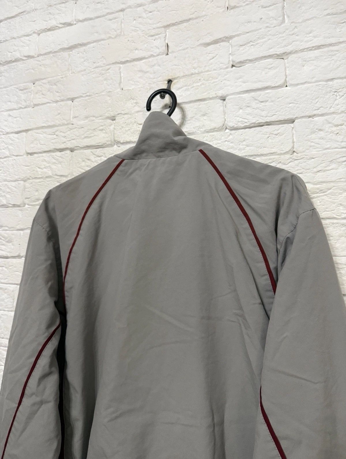 Nike Nike Vintage Nylon Track Jacket Sz M Size US M / EU 48-50 / 2 - 8 Thumbnail