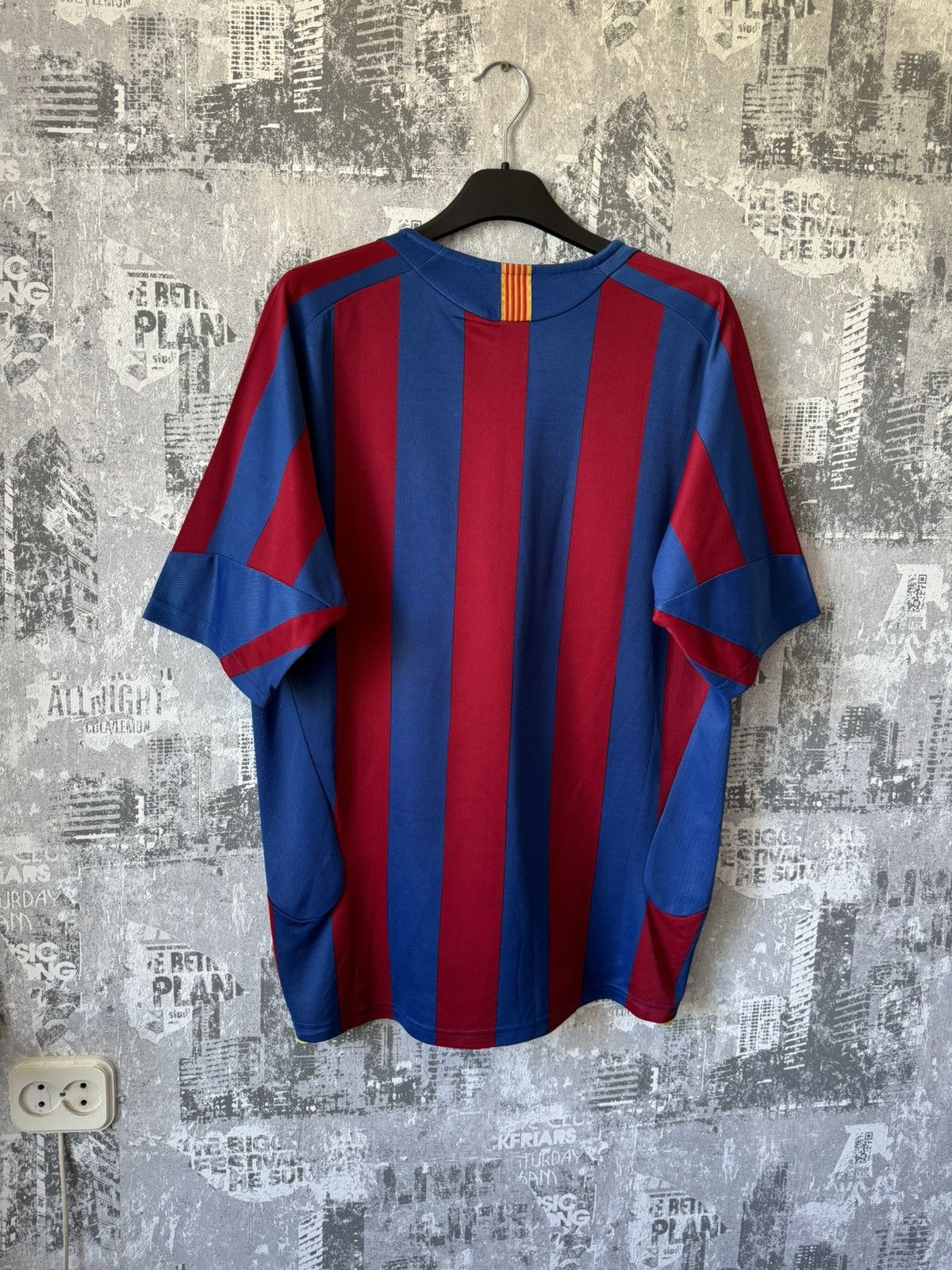 Nike × Vintage Vintage 90s Nike Barcelona Jersey Size US L / EU 52-54 / 3 - 3 Thumbnail